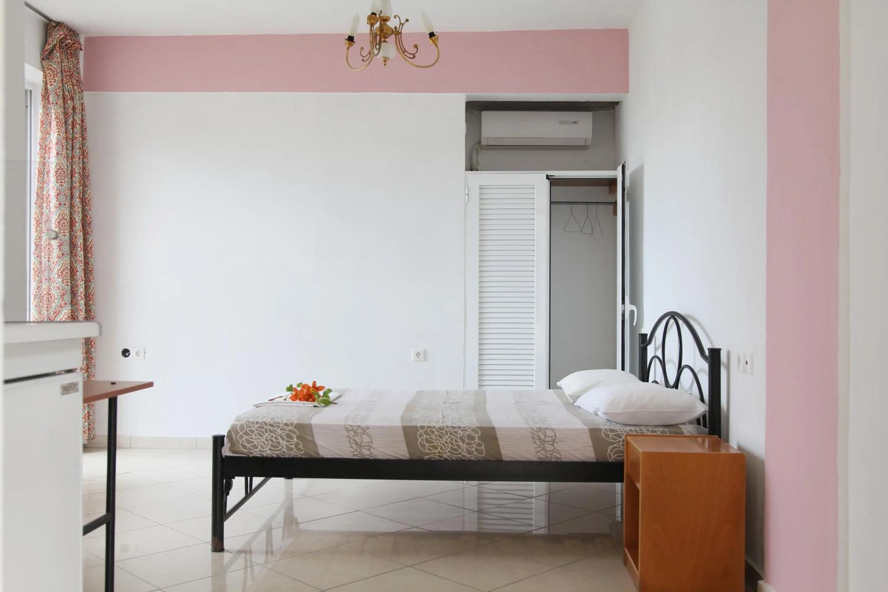 Bed in Madalenas B&B