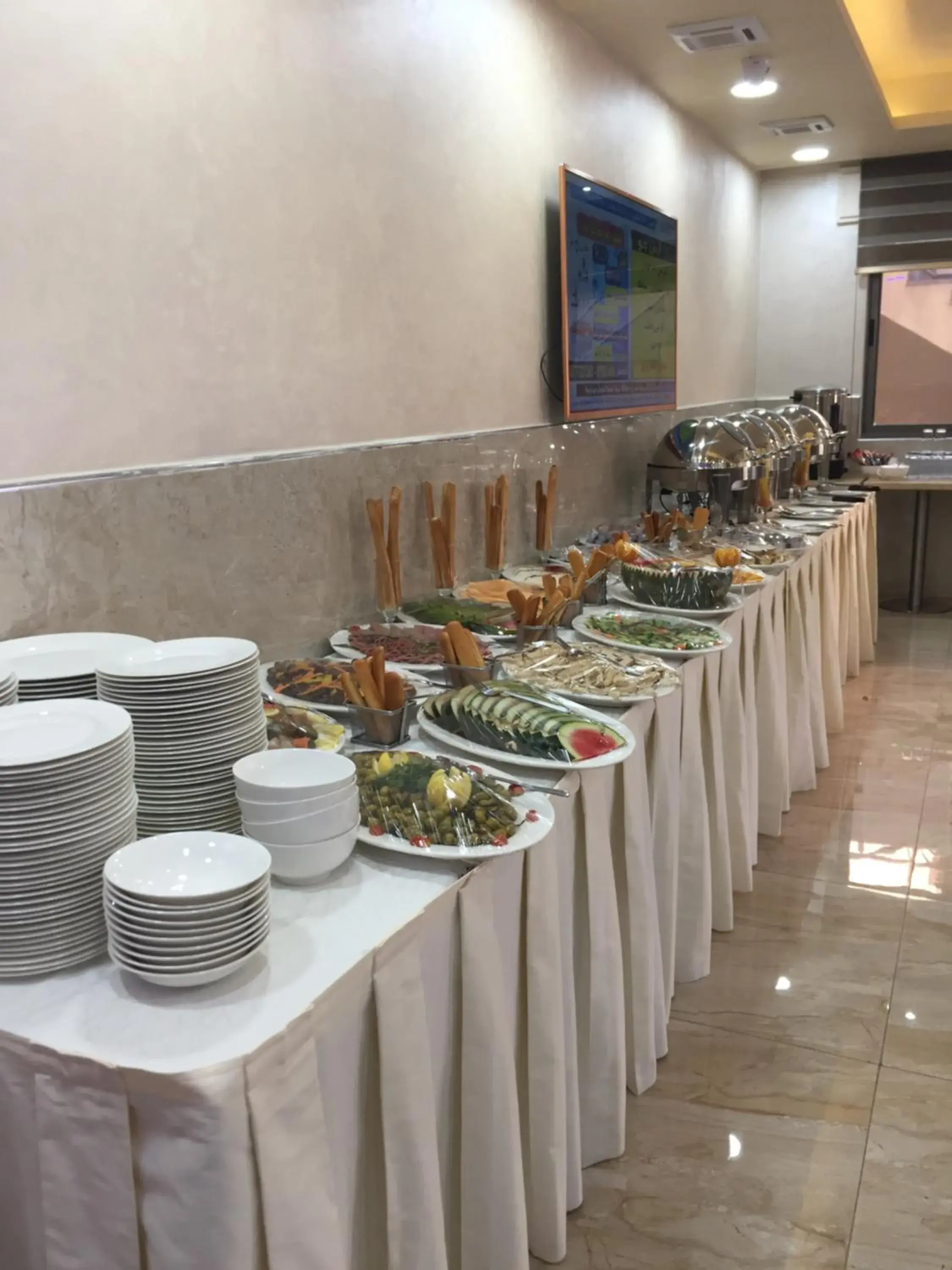 Breakfast, Food in Aljamal Hotel