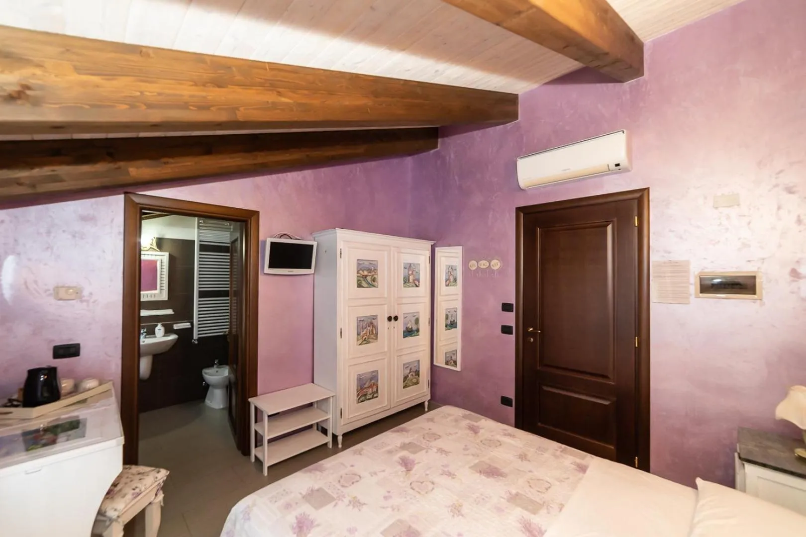 Bedroom, Bed in Il Viaggio