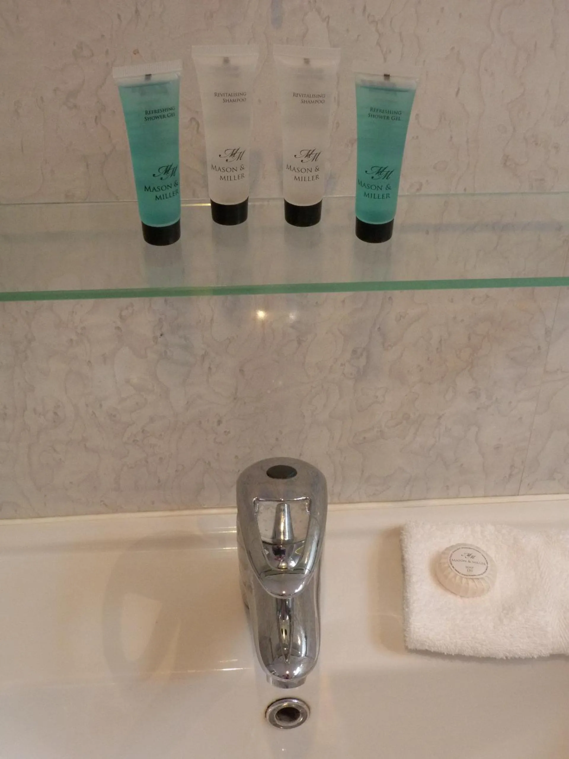 Bathroom in Cameley Lodge - Self Catering