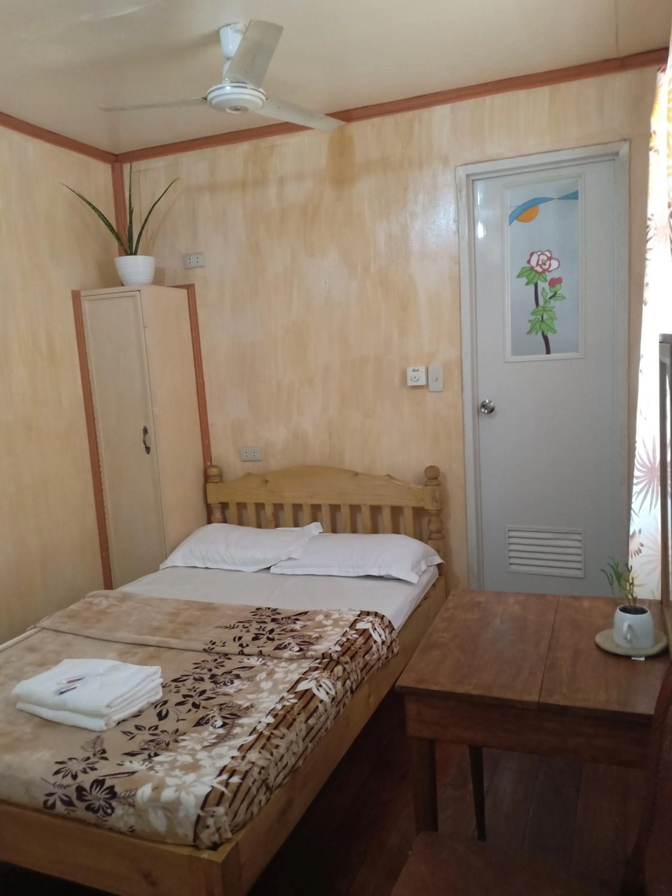 Bed in Koreen Guest House