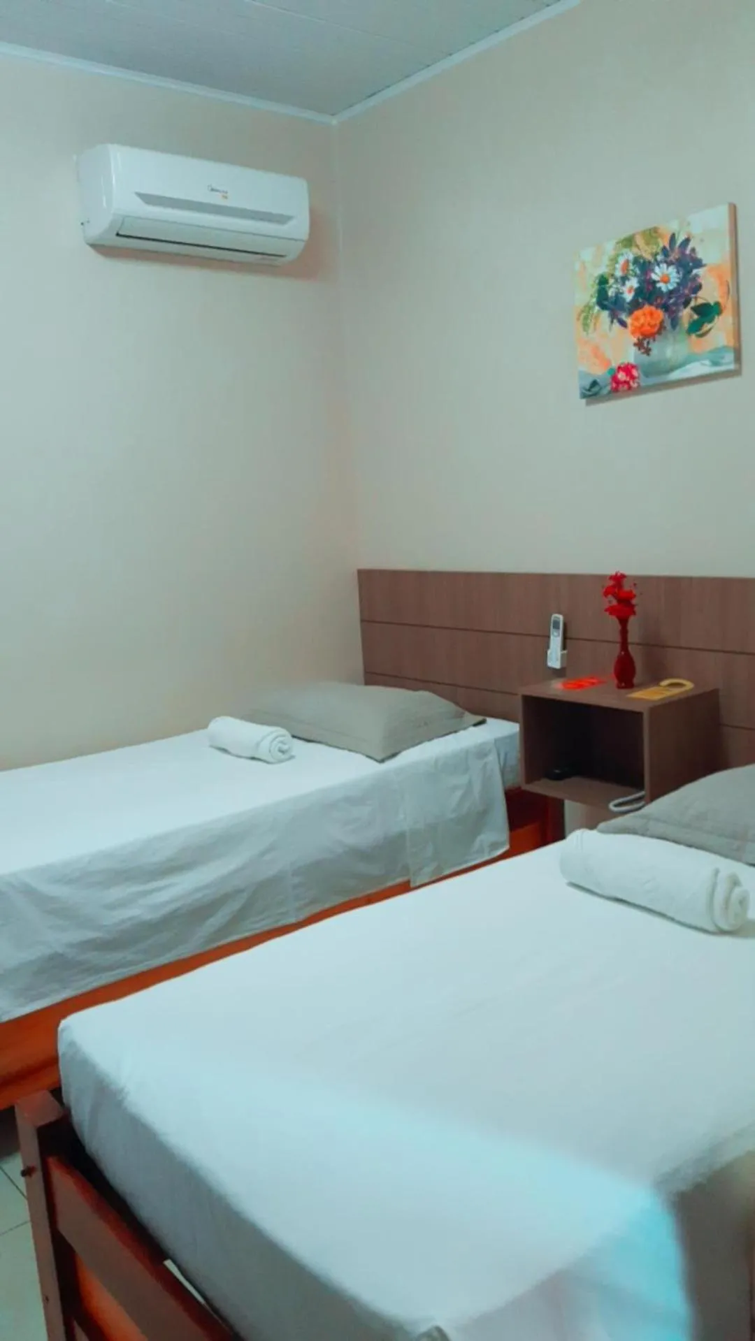 Bed in Hotel Caroline