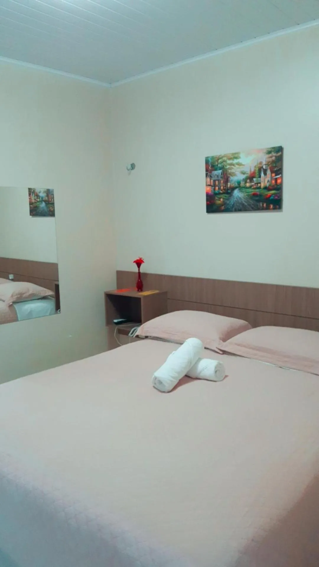 Bed in Hotel Caroline