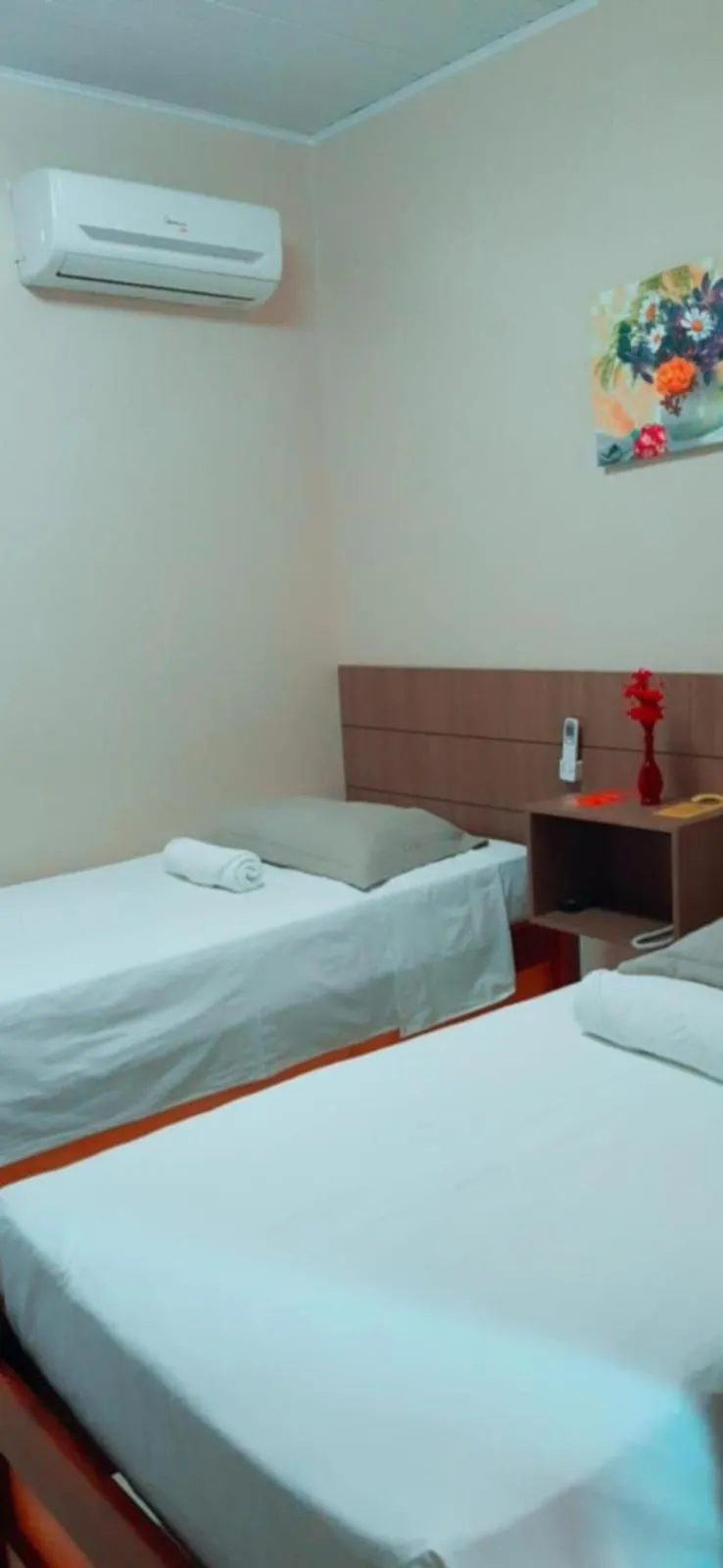 Bed in Hotel Caroline