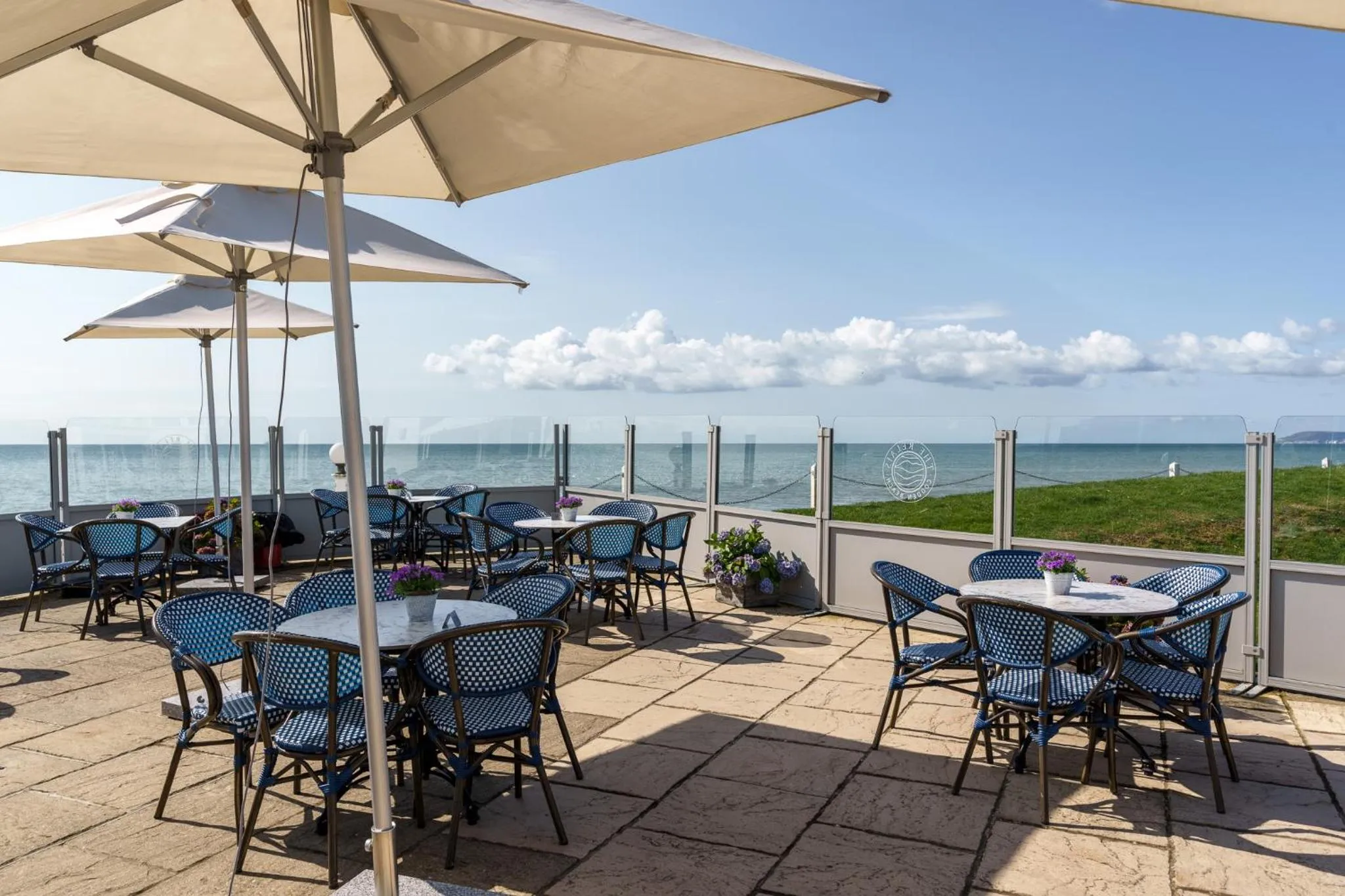 Balcony/Terrace in The Relais Cooden Beach and Spa