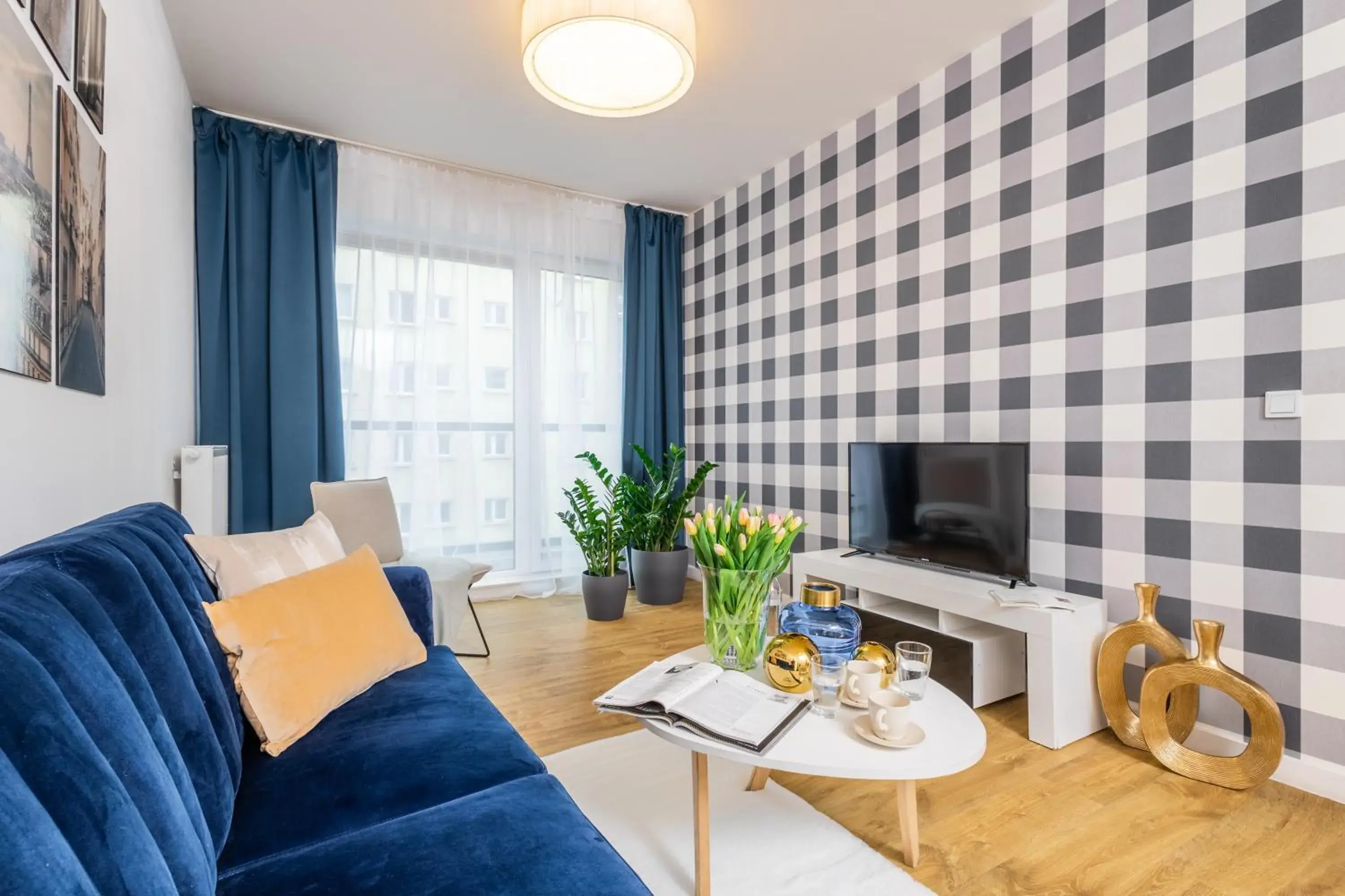 One-Bedroom Apartment in Apartment Dąbrowskiego by The Railway Station Wroclaw One-Bedroom Apartment in Apartment Dąbrowskiego by The Railway Station Wroclaw