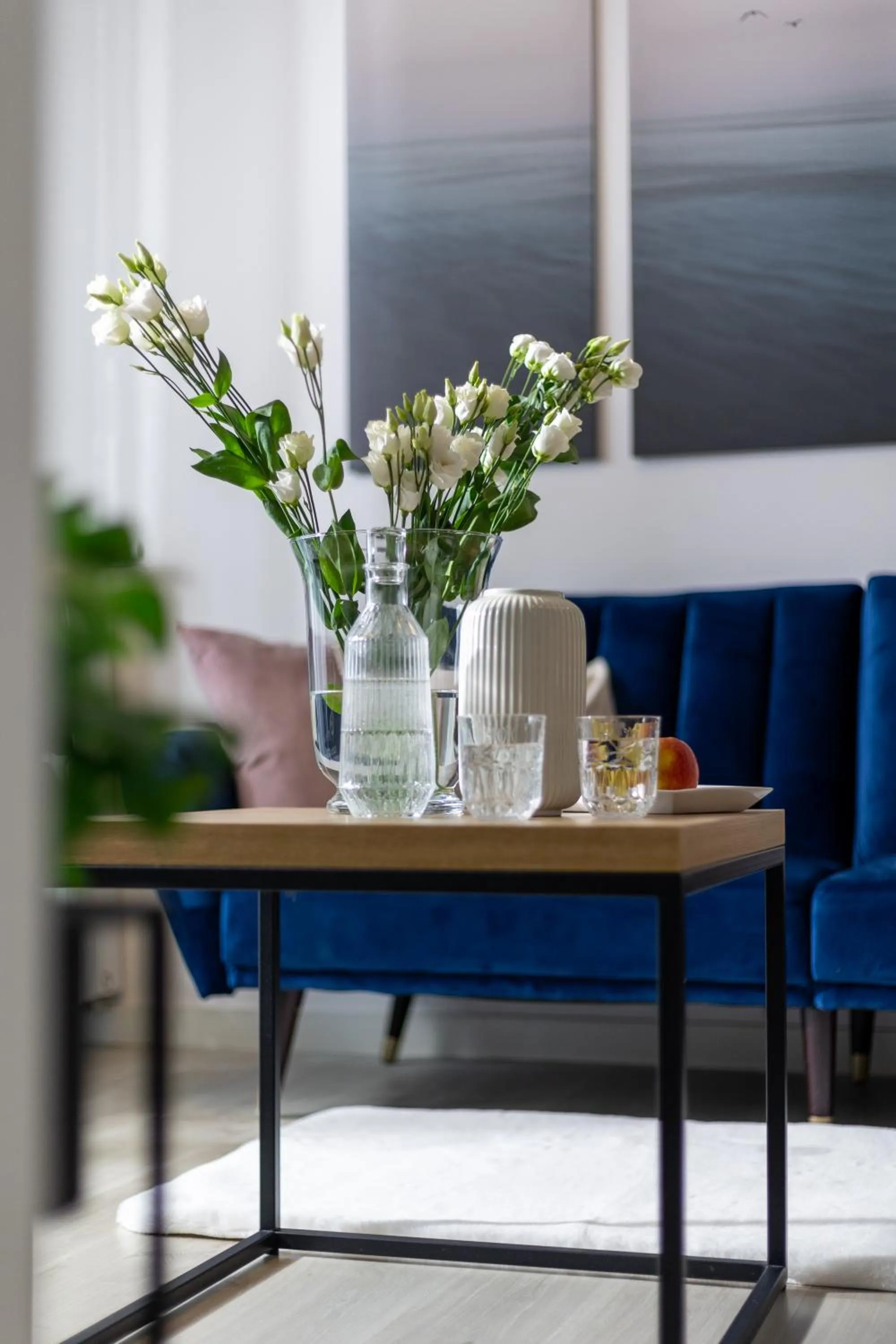 Living room in Apartment Dąbrowskiego by The Railway Station Wroclaw