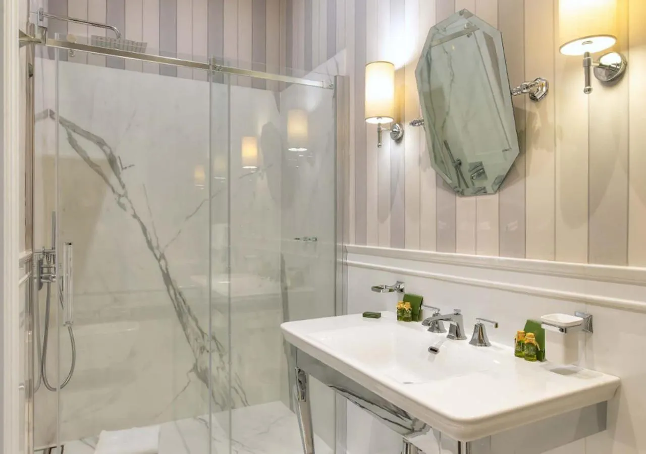 Bathroom in Florence Luxury Guest House