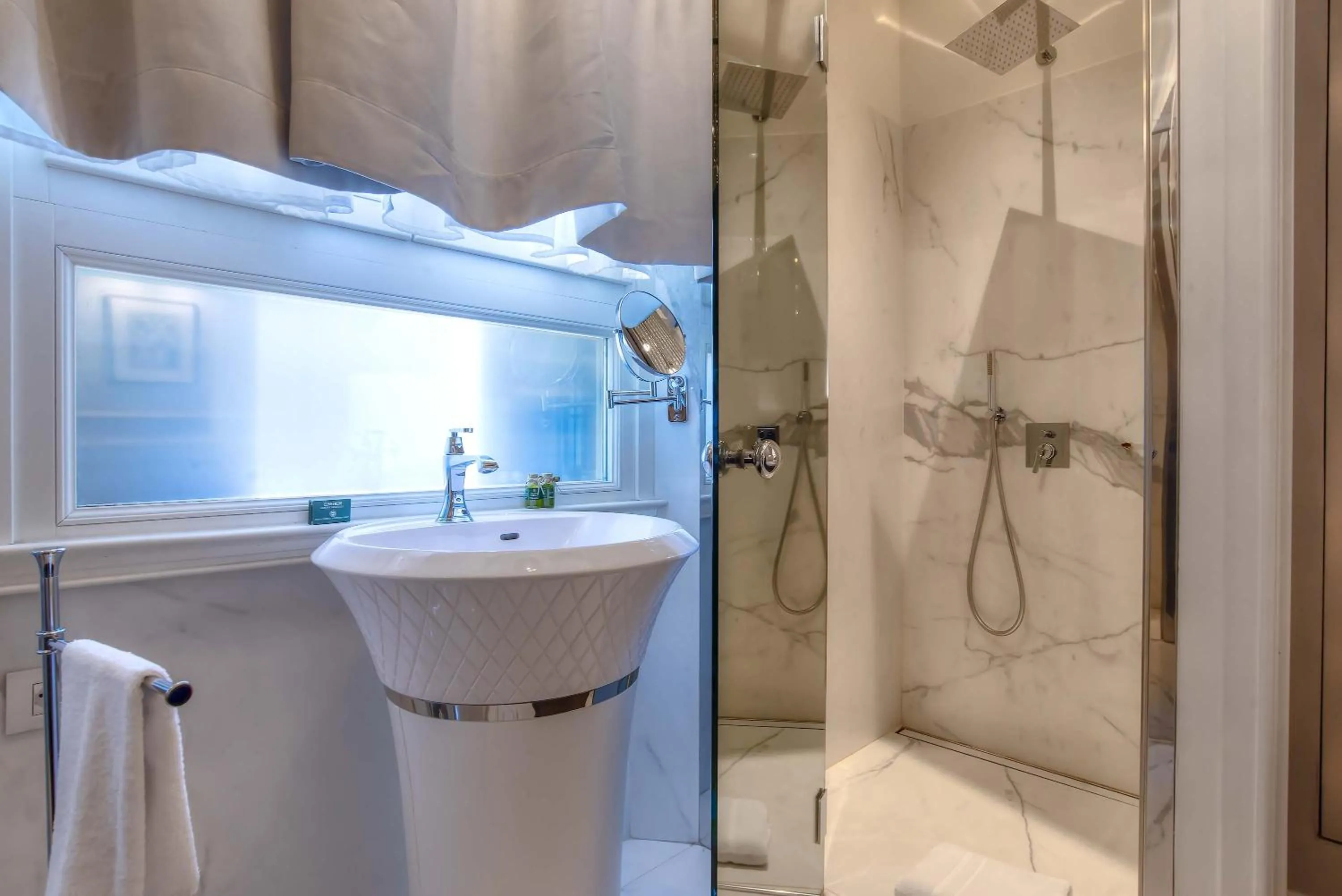 Bathroom in Florence Luxury Guest House