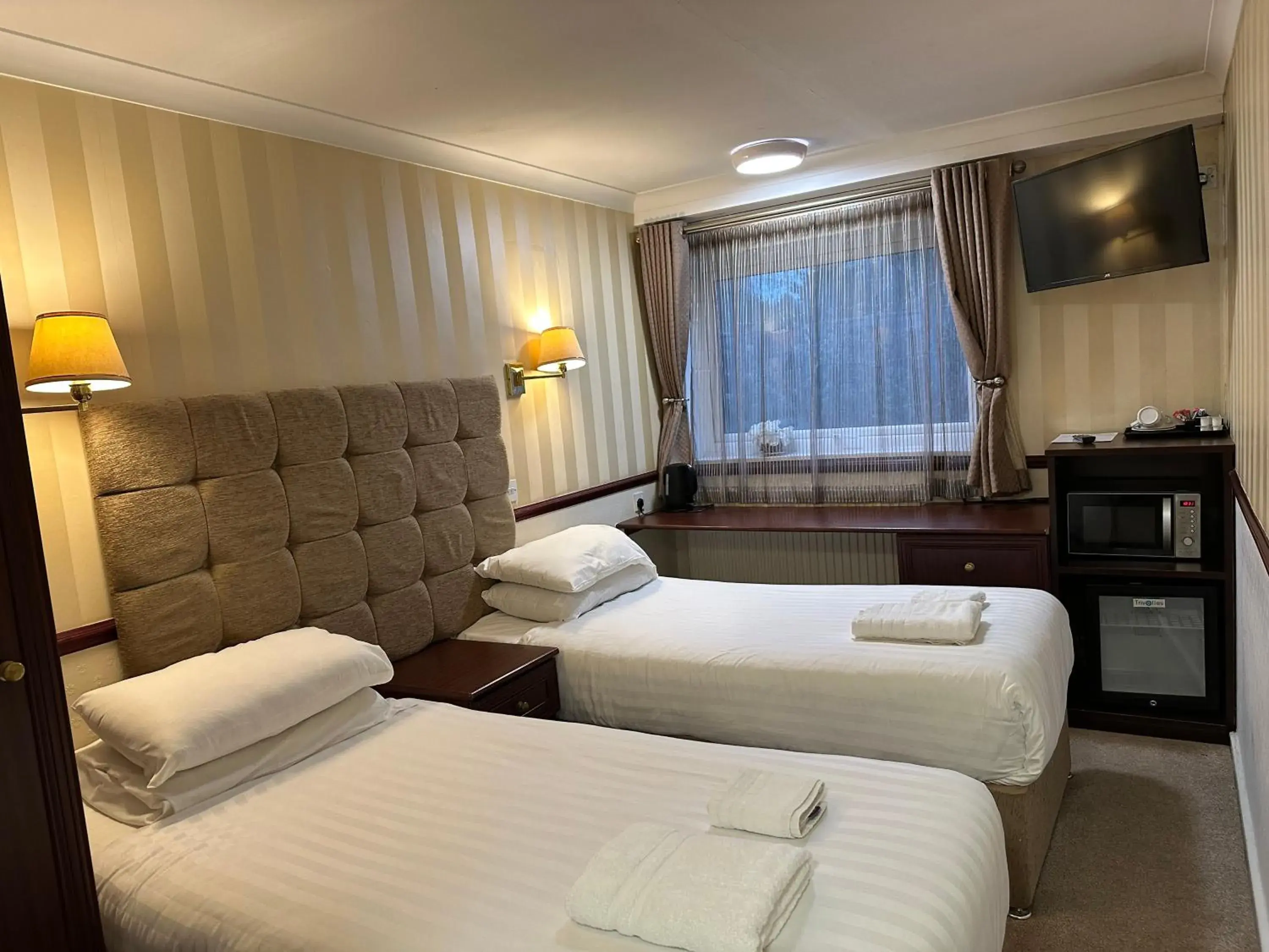 Twin Room in NormanHurst Hotel Twin Room in NormanHurst Hotel