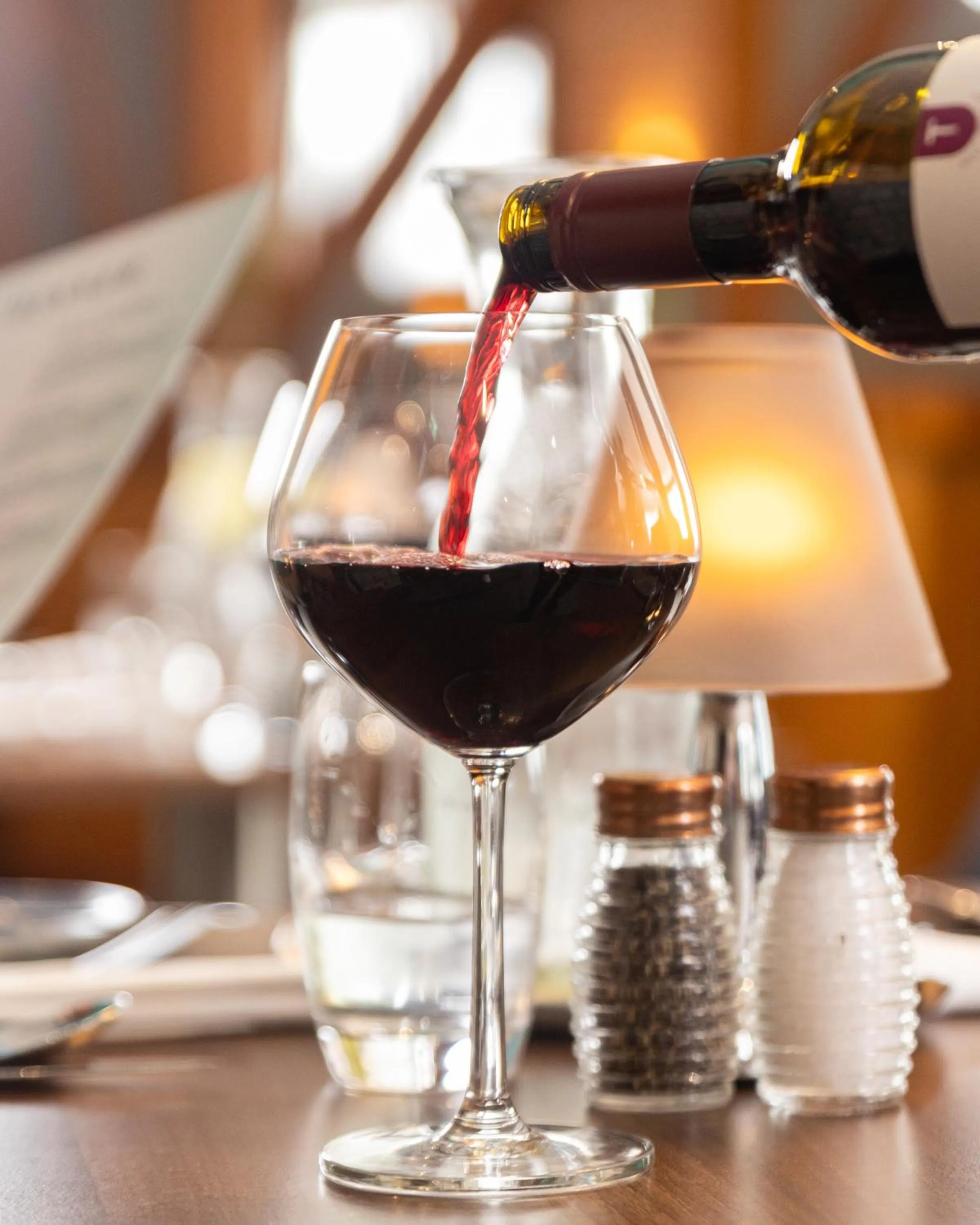 Restaurant/places to eat in Carrigaline Court Hotel & Leisure Centre