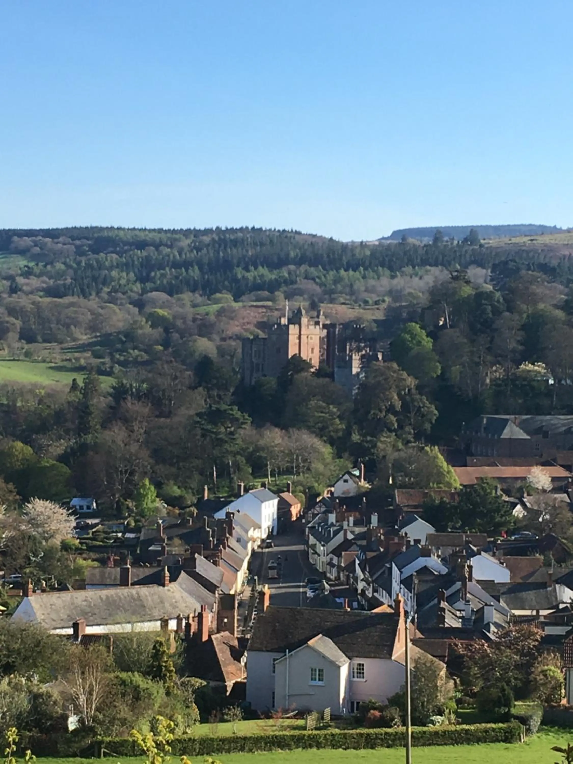 Nearby landmark in Yarn Market Hotel