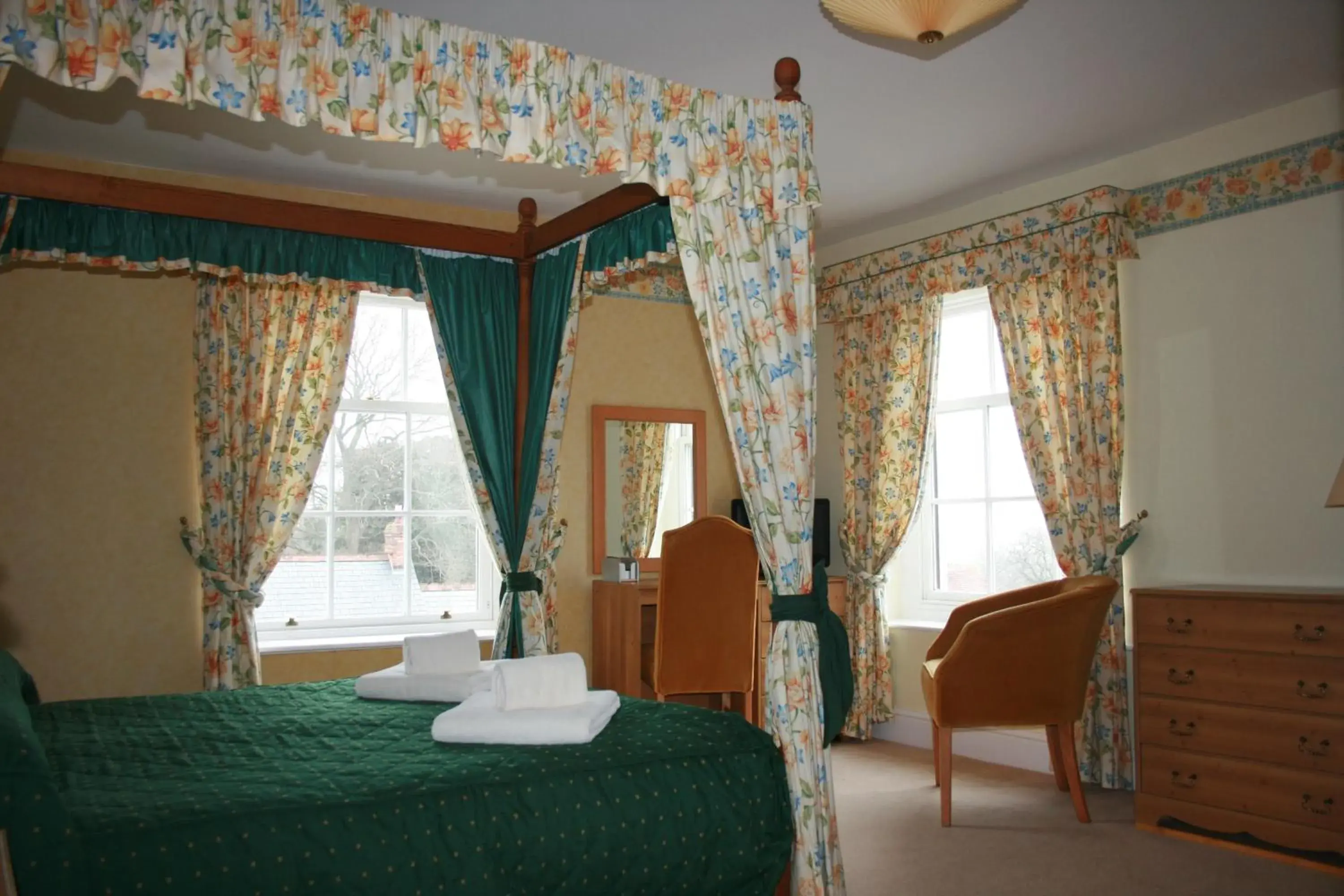 Bedroom, Bed in Yarn Market Hotel
