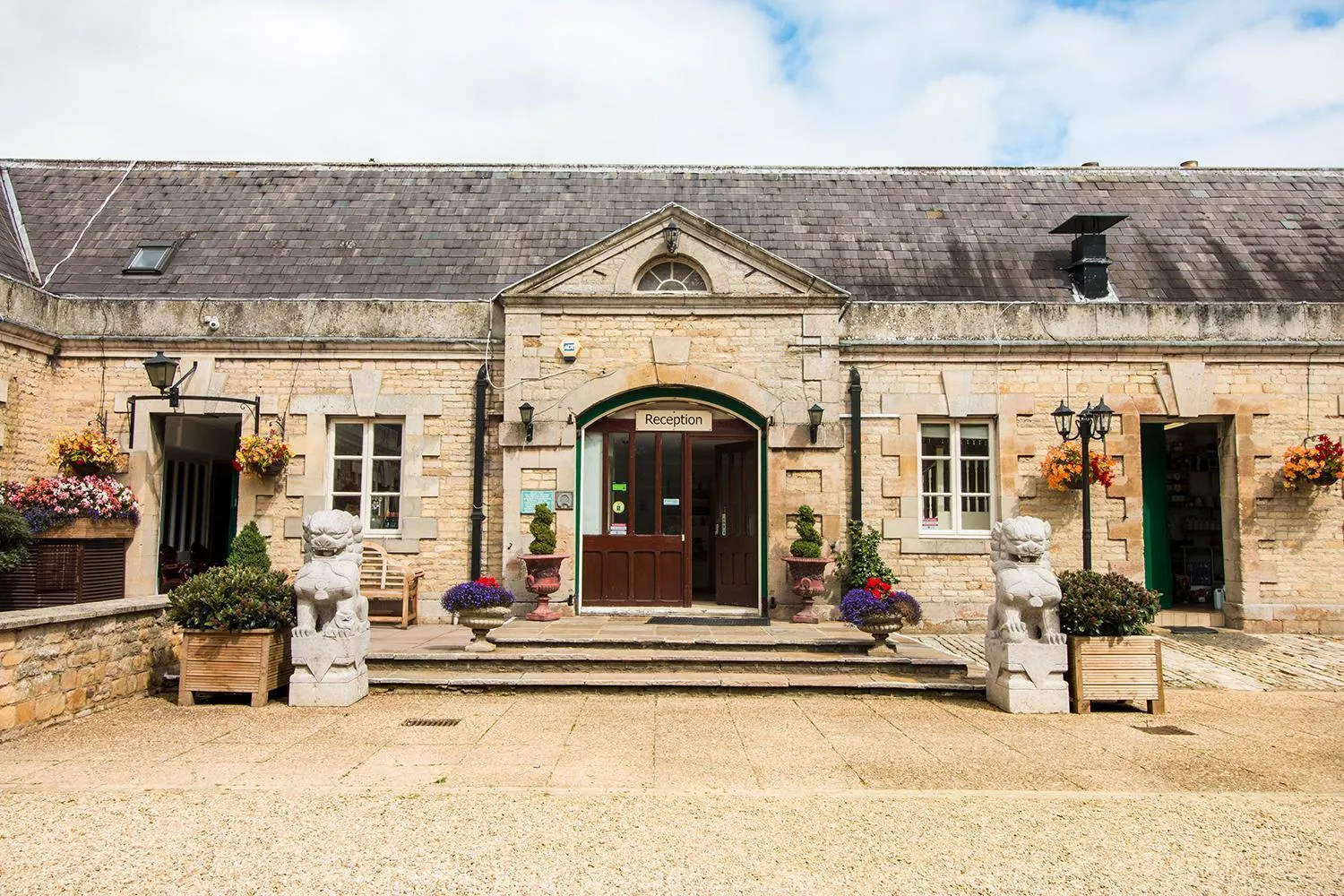 Lobby or reception in Normanton Park Hotel, Sure Hotel Collection by Best Western