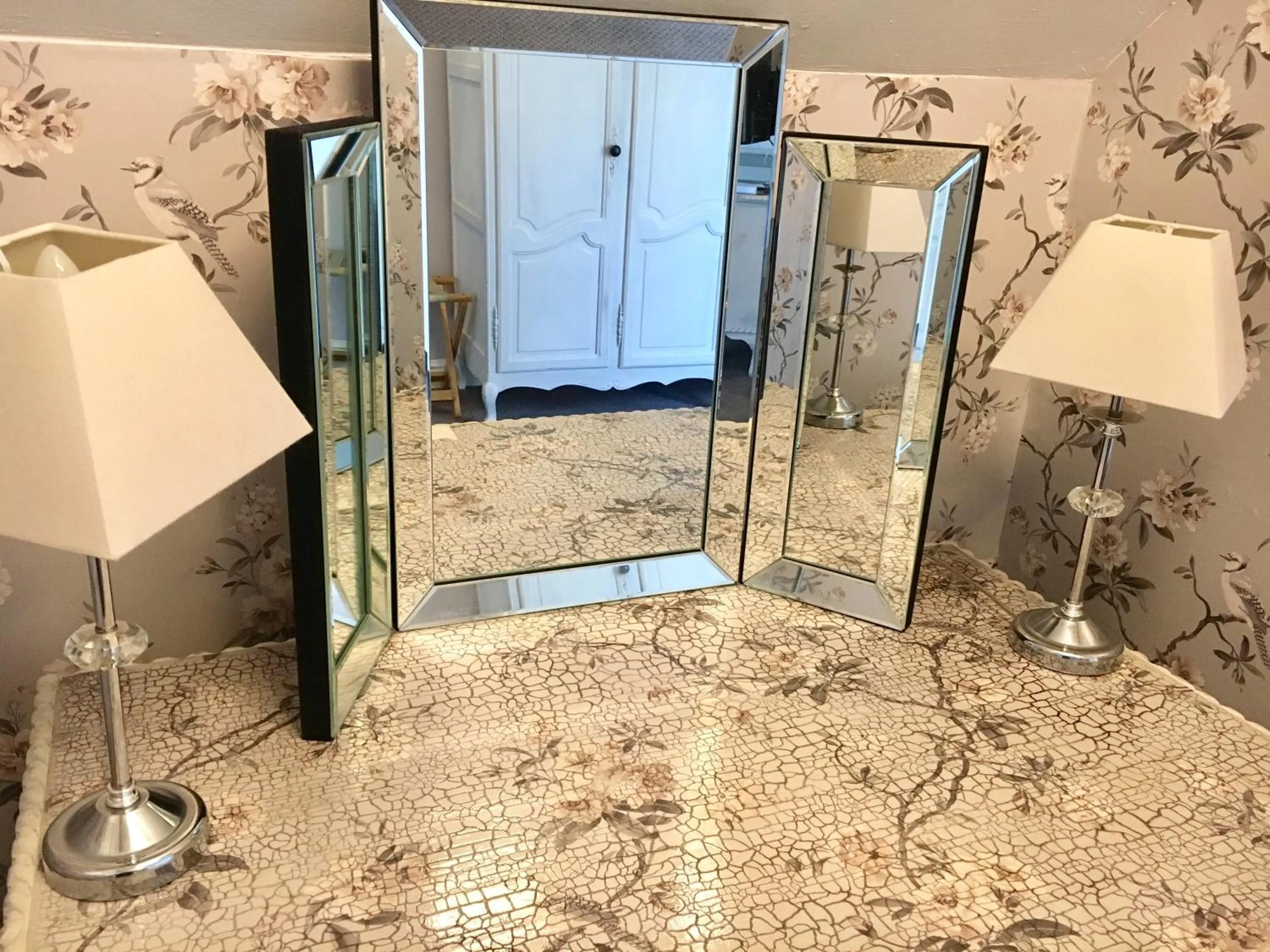 Bedroom in Normanton Park Hotel, Sure Hotel Collection by Best Western