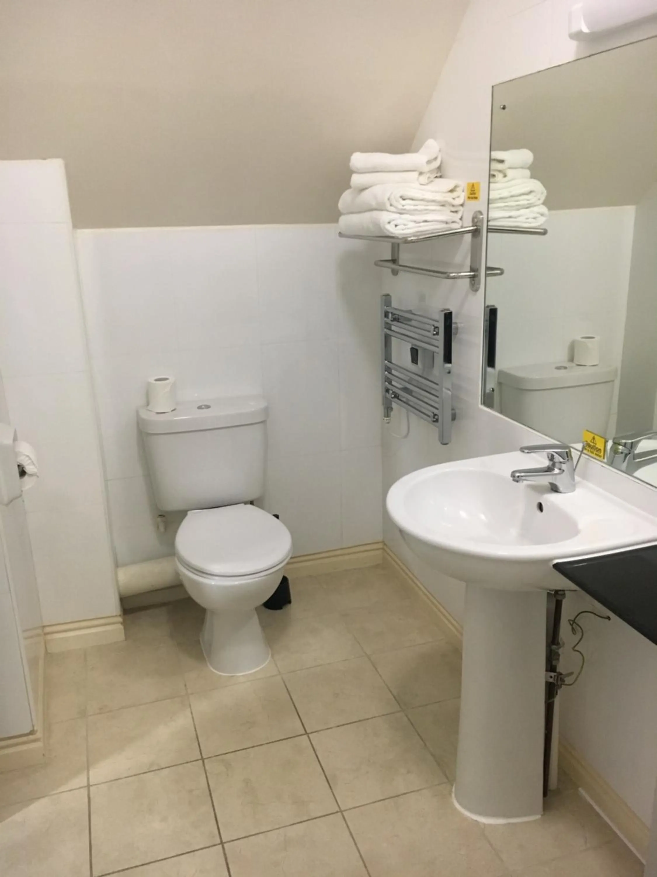 Toilet in Normanton Park Hotel, Sure Hotel Collection by Best Western
