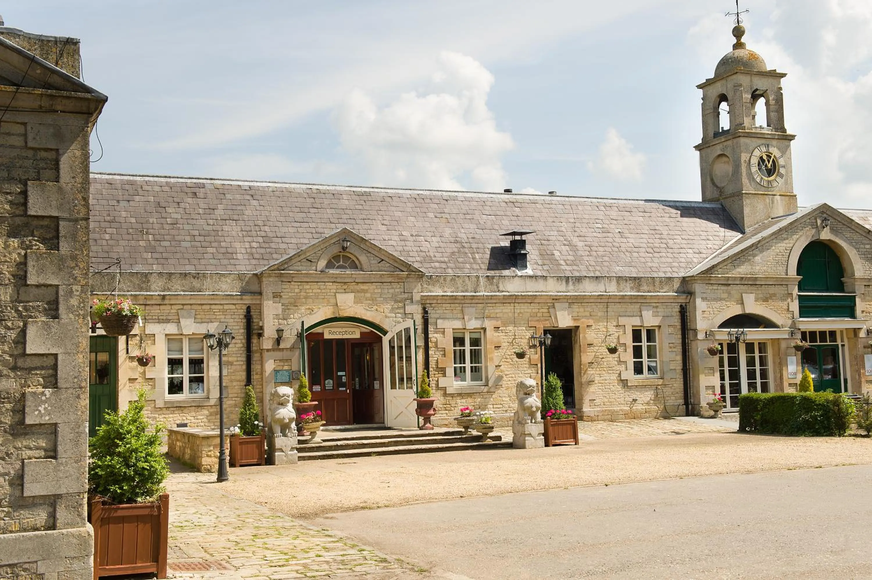 Lobby or reception in Normanton Park Hotel, Sure Hotel Collection by Best Western