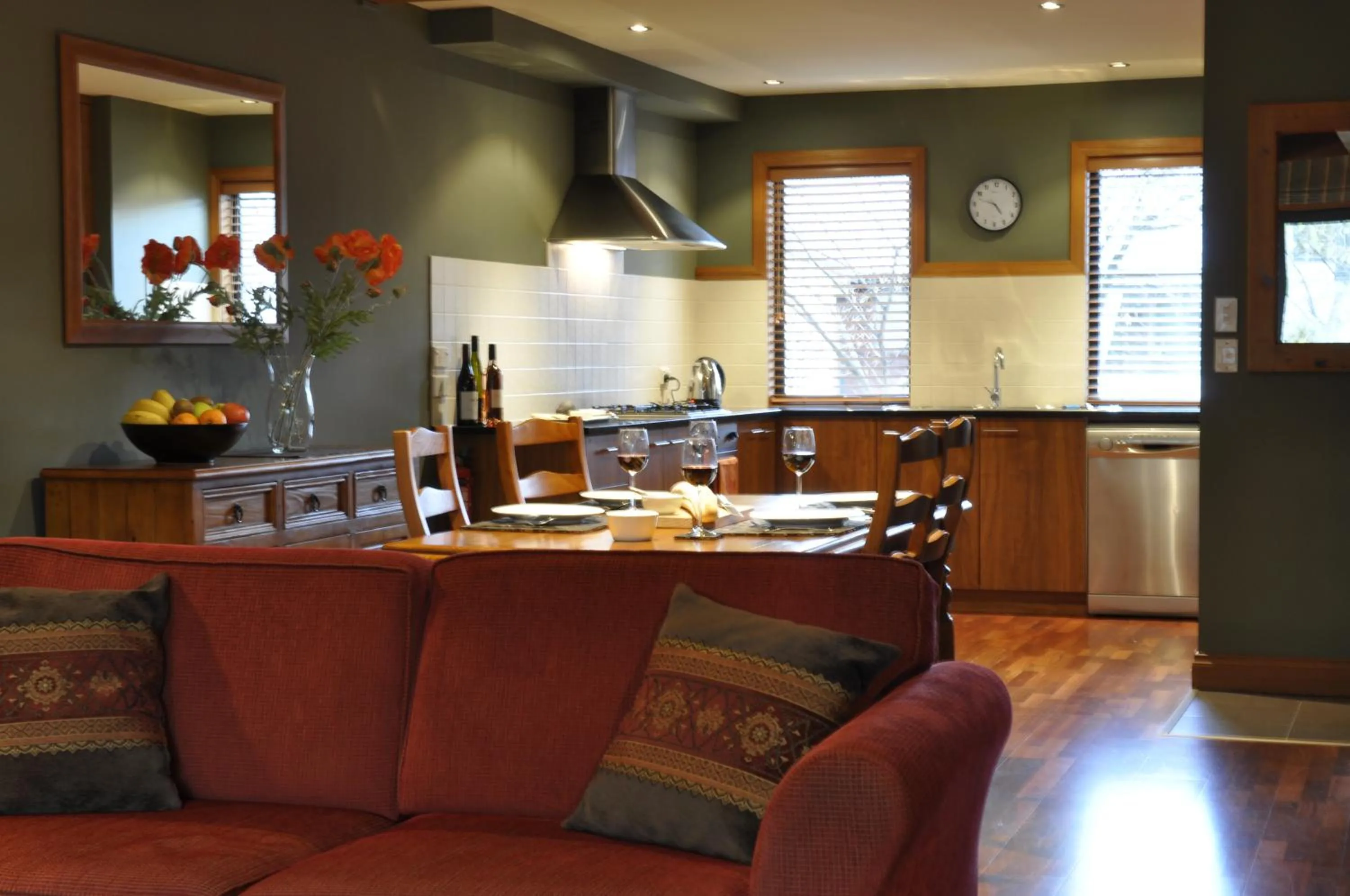 Coffee/tea facilities in Lansdown Peaks Apartments
