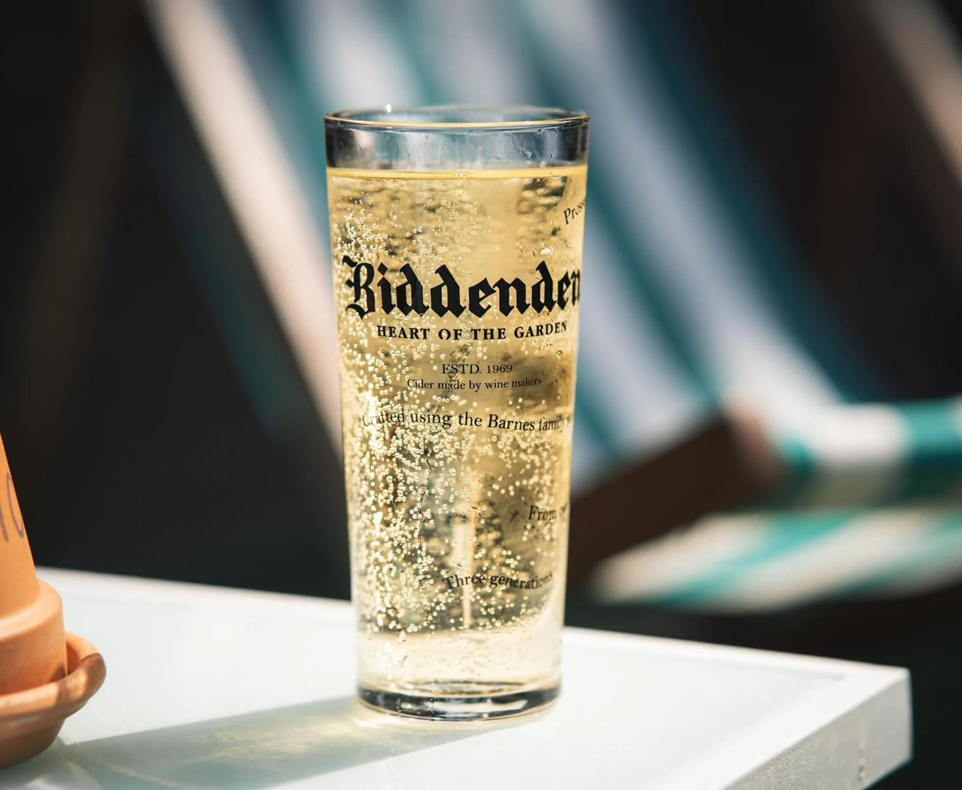 Drinks in The Black Horse Inn