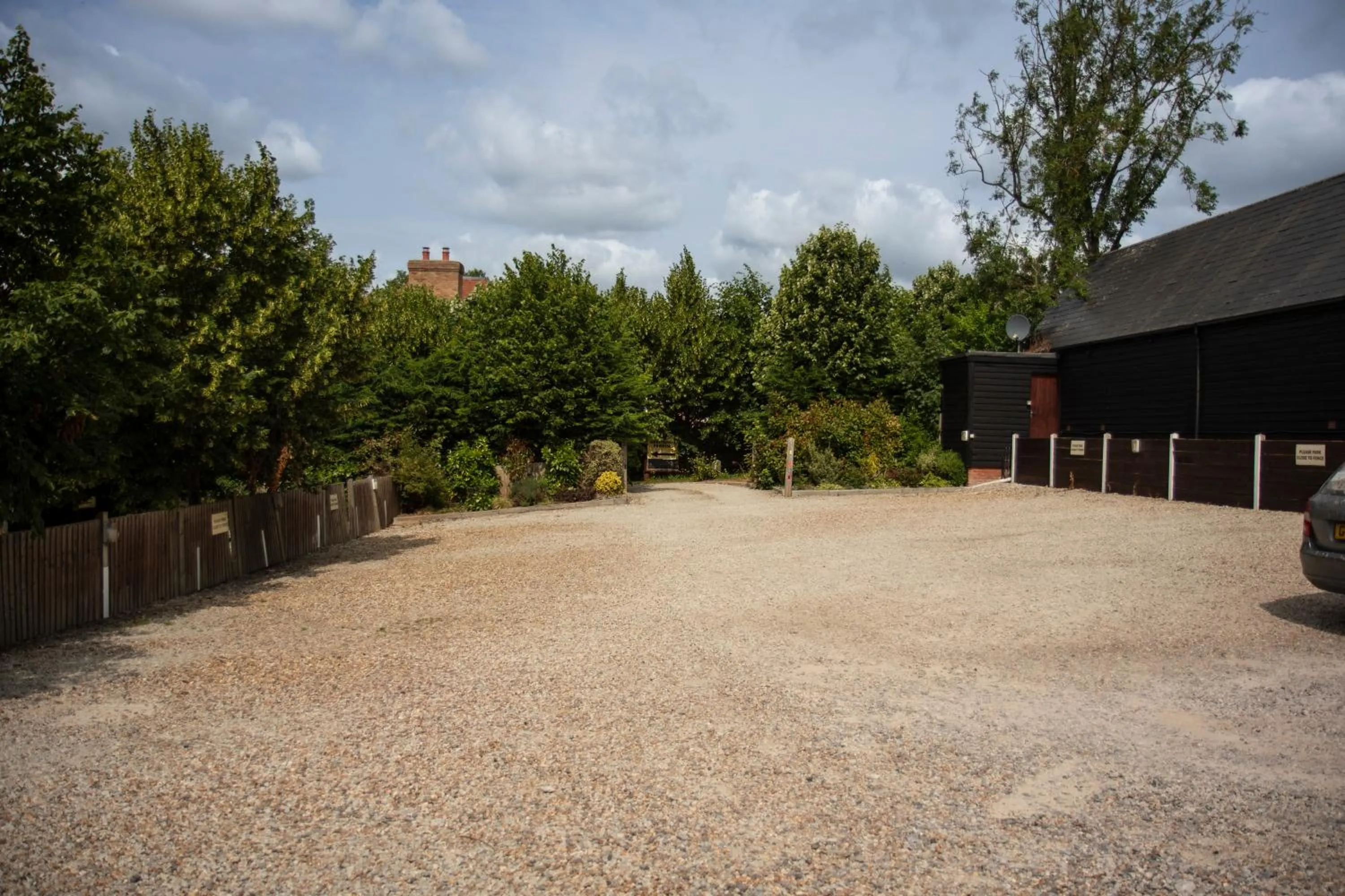 Parking in The Black Horse Inn