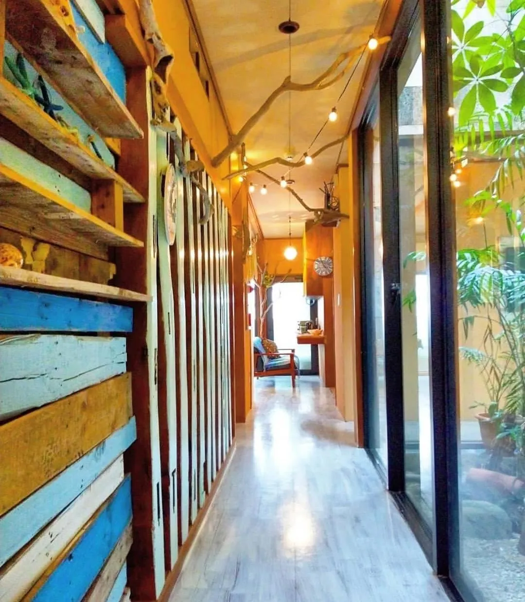 Lobby or reception in guest house Holoholo Ishigakijima