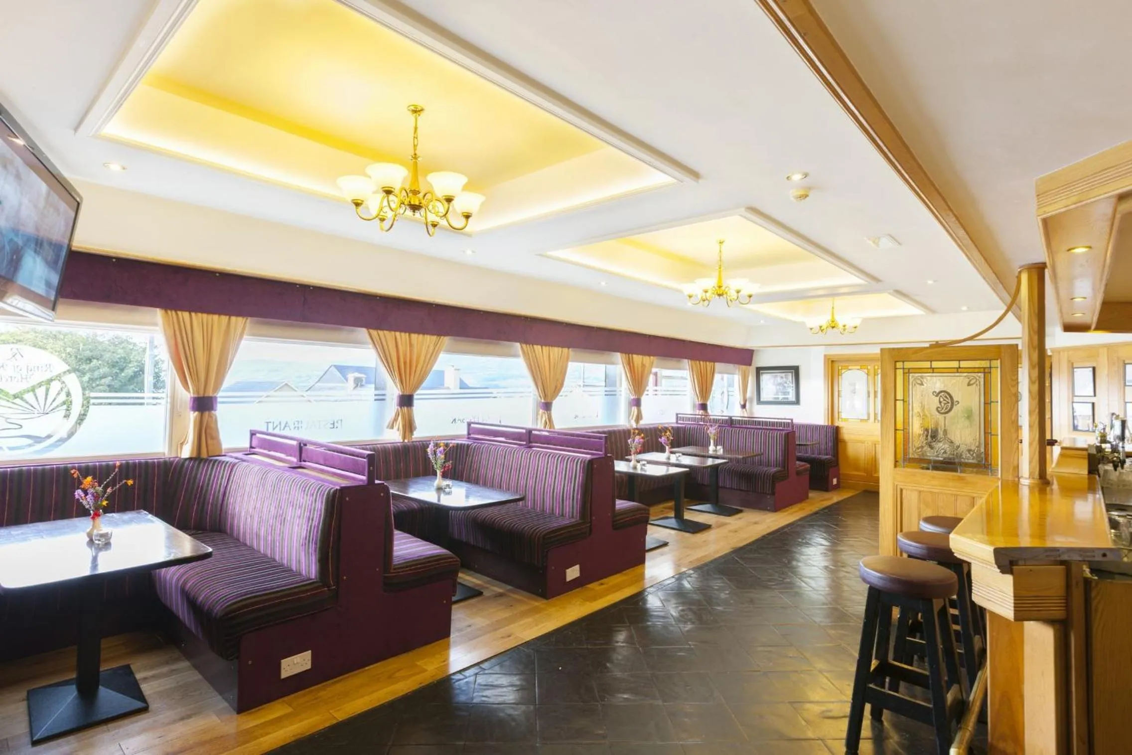 Restaurant/places to eat in Ring of Kerry Hotel