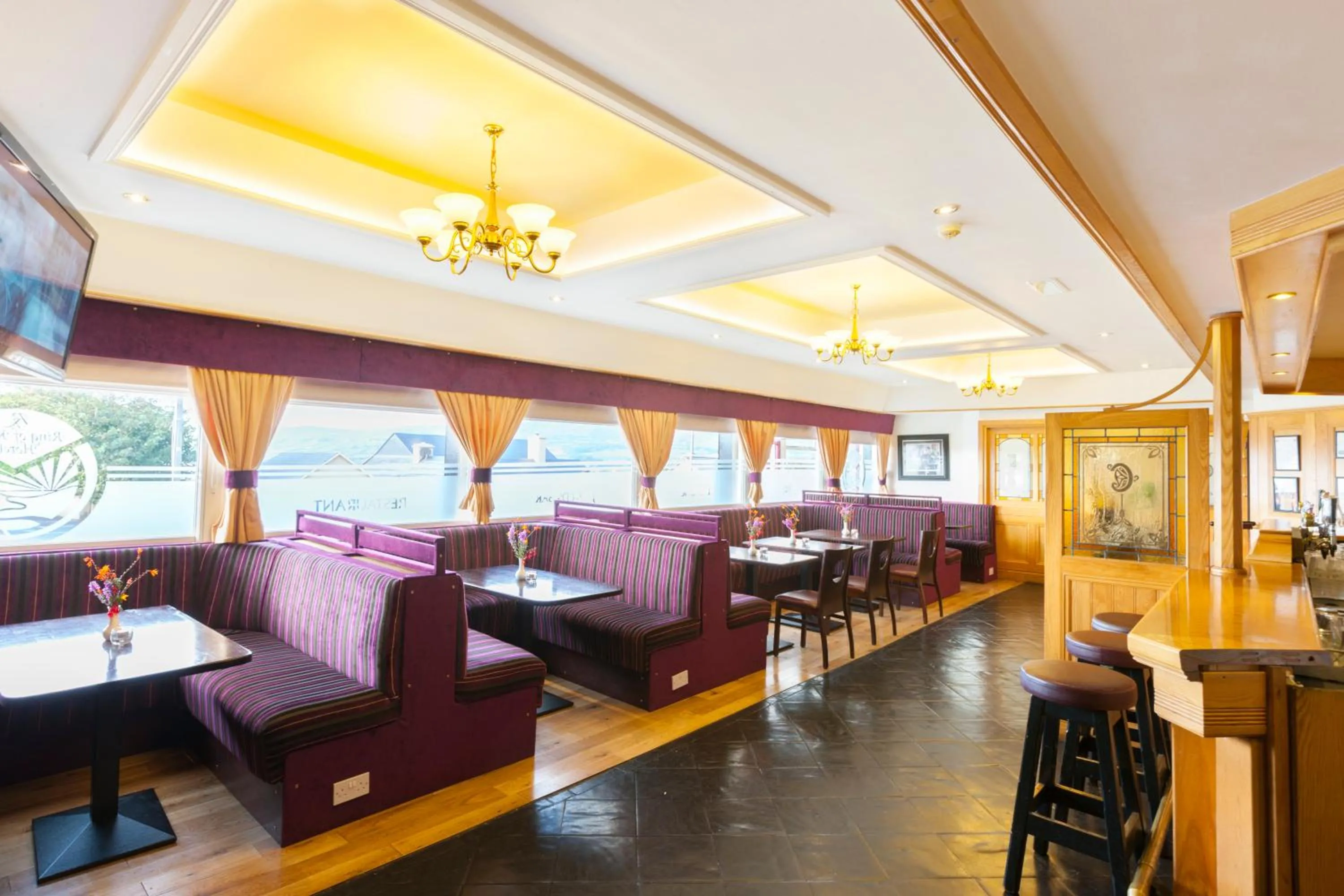 Restaurant/places to eat in Ring of Kerry Hotel