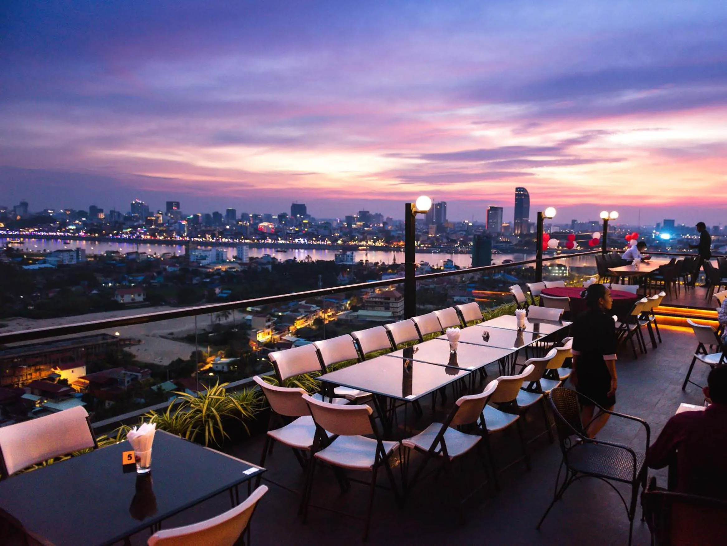 Restaurant/places to eat in MekongView 1 CondoTel