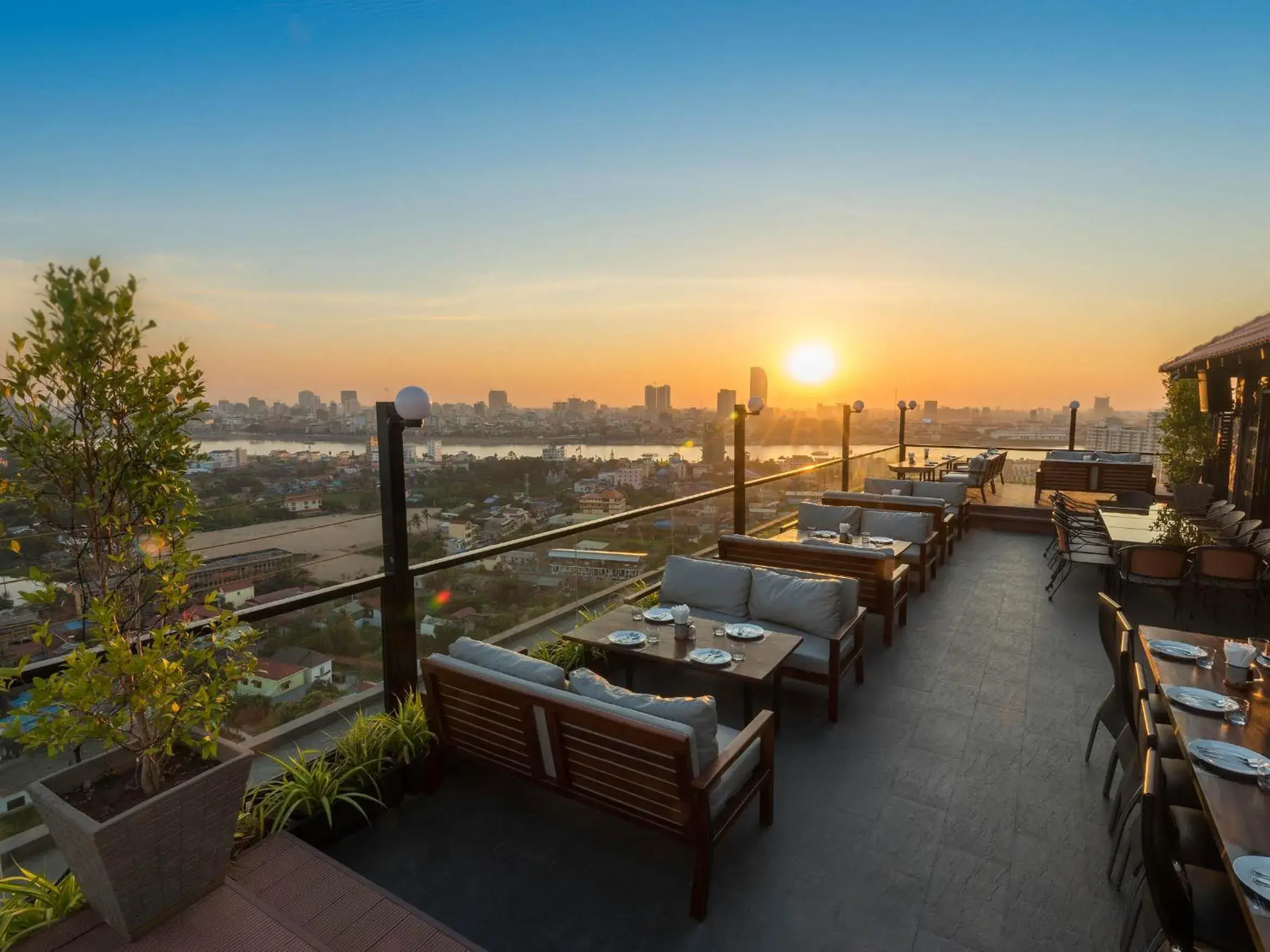 Restaurant/places to eat in MekongView 1 CondoTel Restaurant/places to eat in MekongView 1 CondoTel