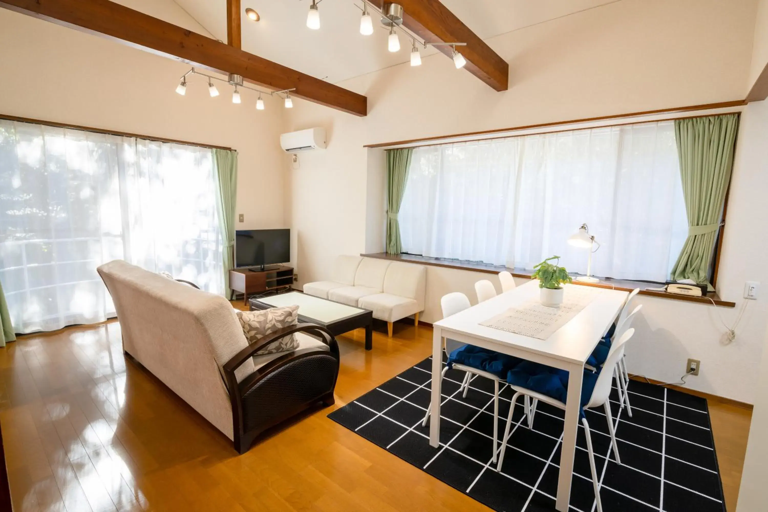 Photo of the whole room in Le Nessa Akazawa Photo of the whole room in Le Nessa Akazawa