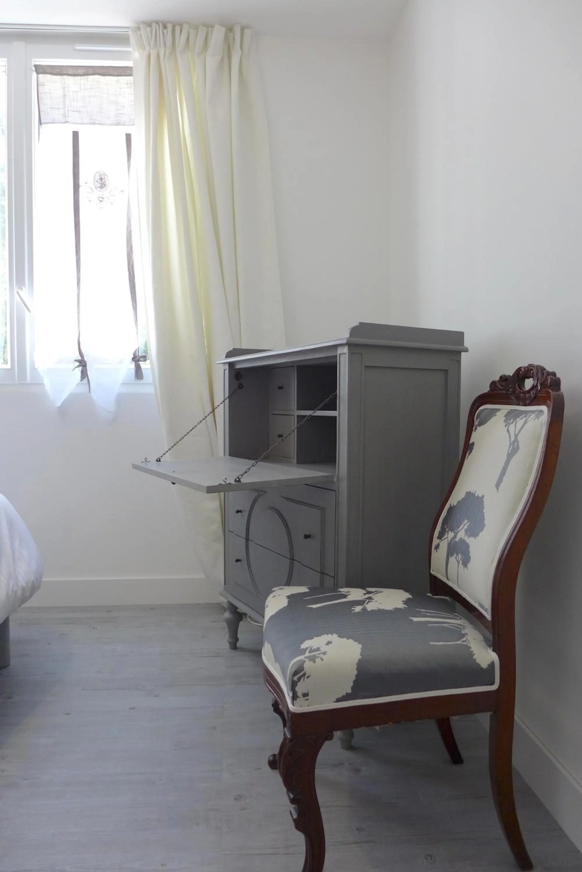 Decorative detail, Bed in BREVOCEAN Chb calme Côte Atlantique