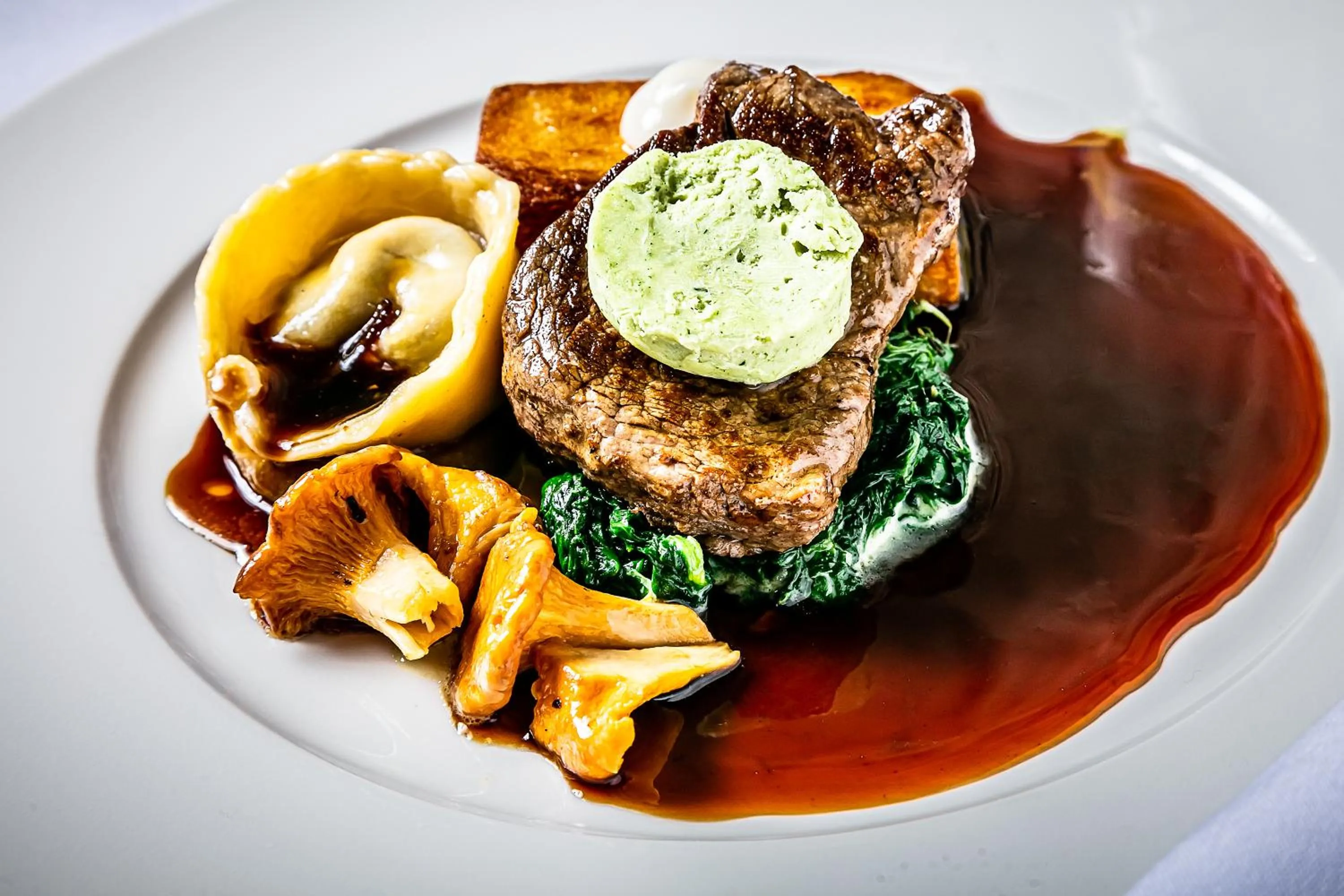 Food and drinks in Dalhousie Castle Hotel