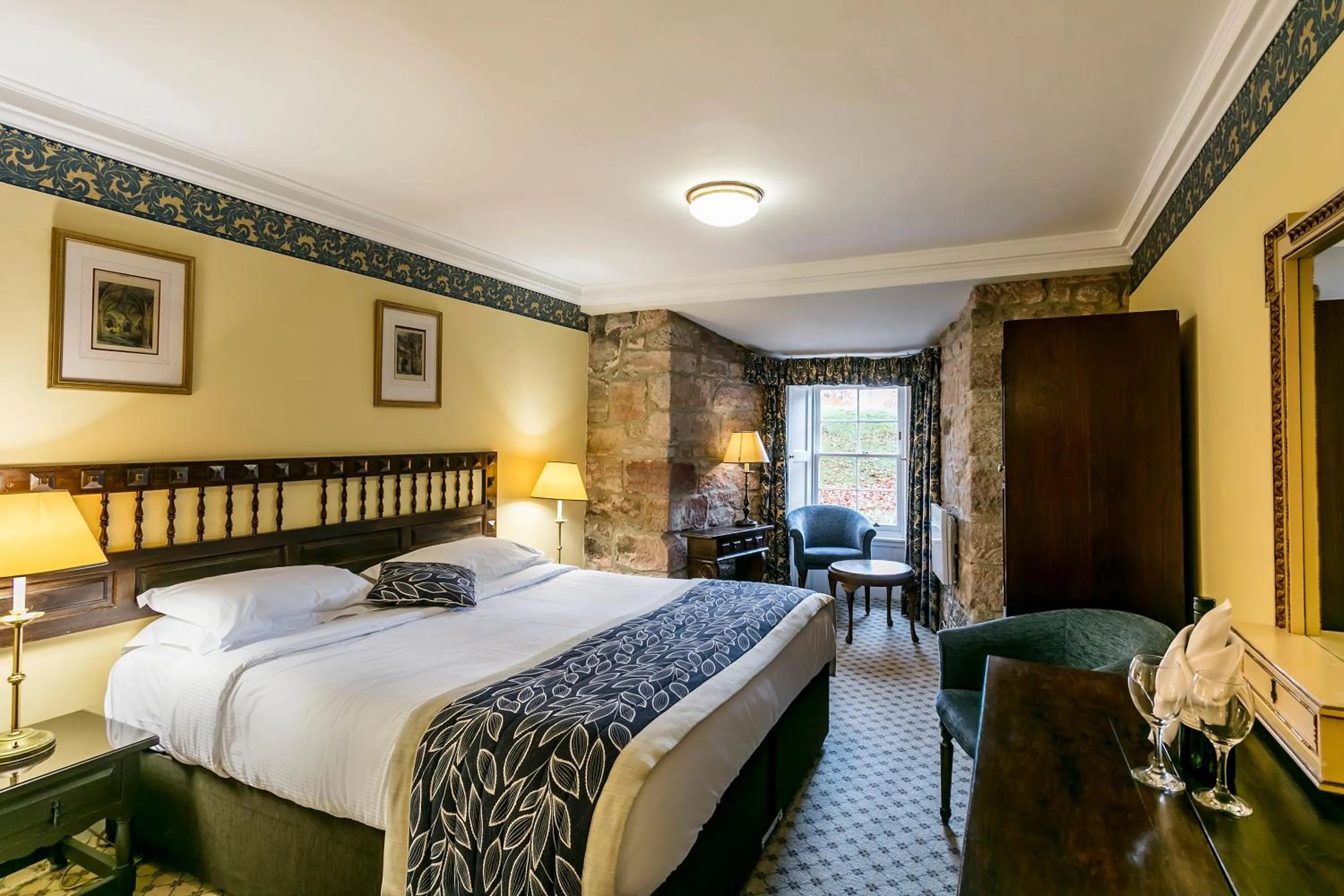 Bedroom, Bed in Dalhousie Castle Hotel