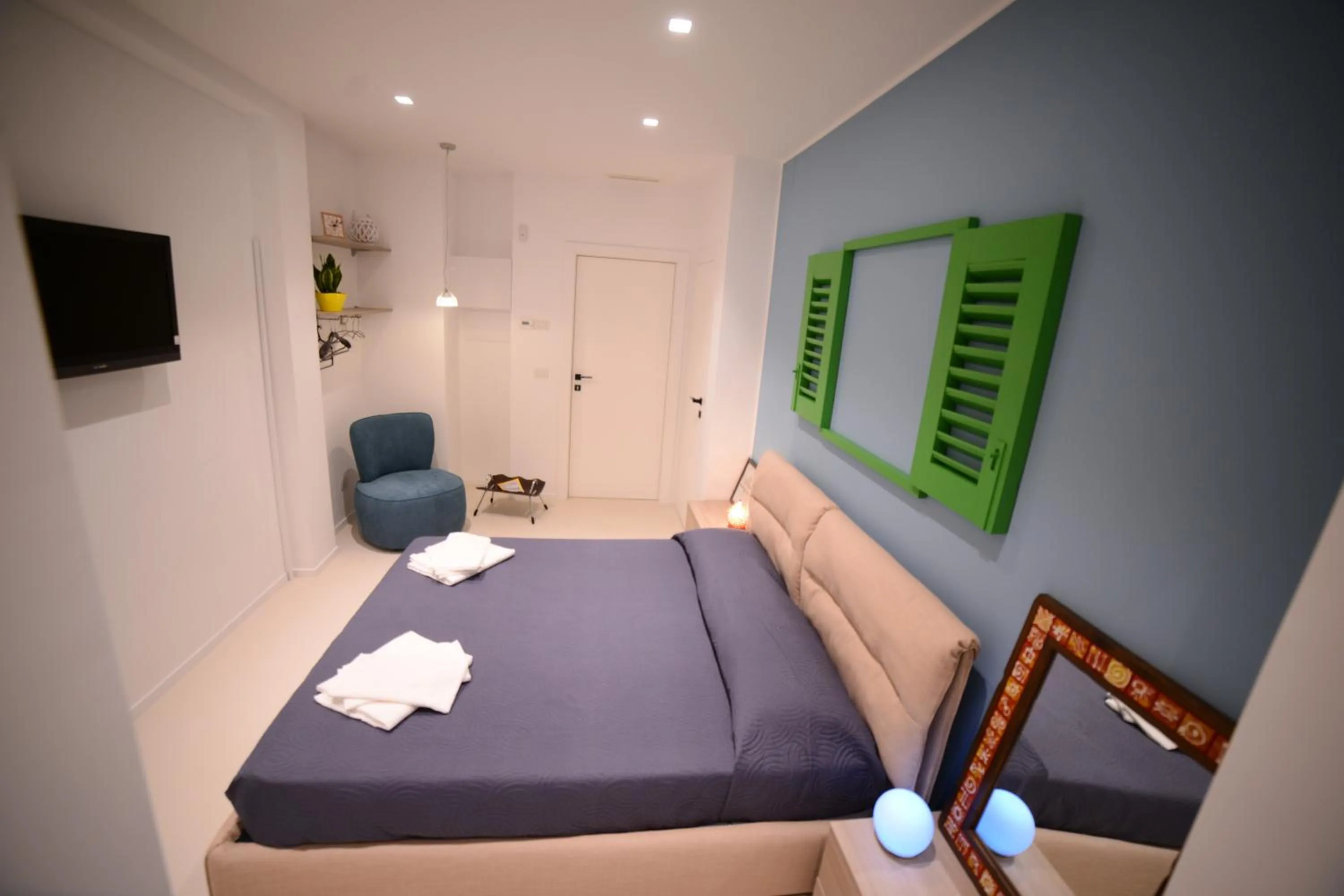 TV and multimedia, Bed in B&B Mareè Seafront Molfetta