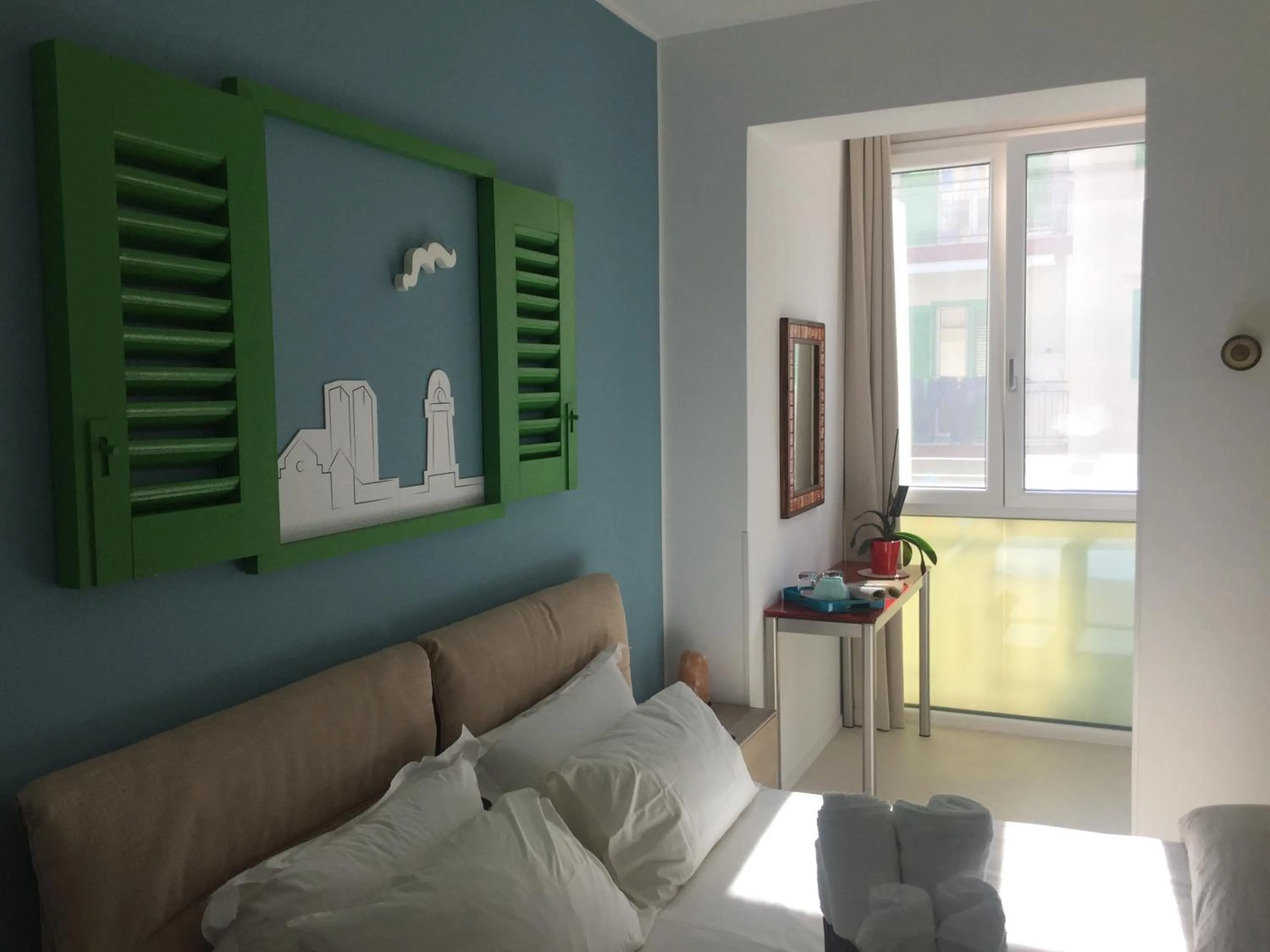 Photo of the whole room in B&B Mareè Seafront Molfetta