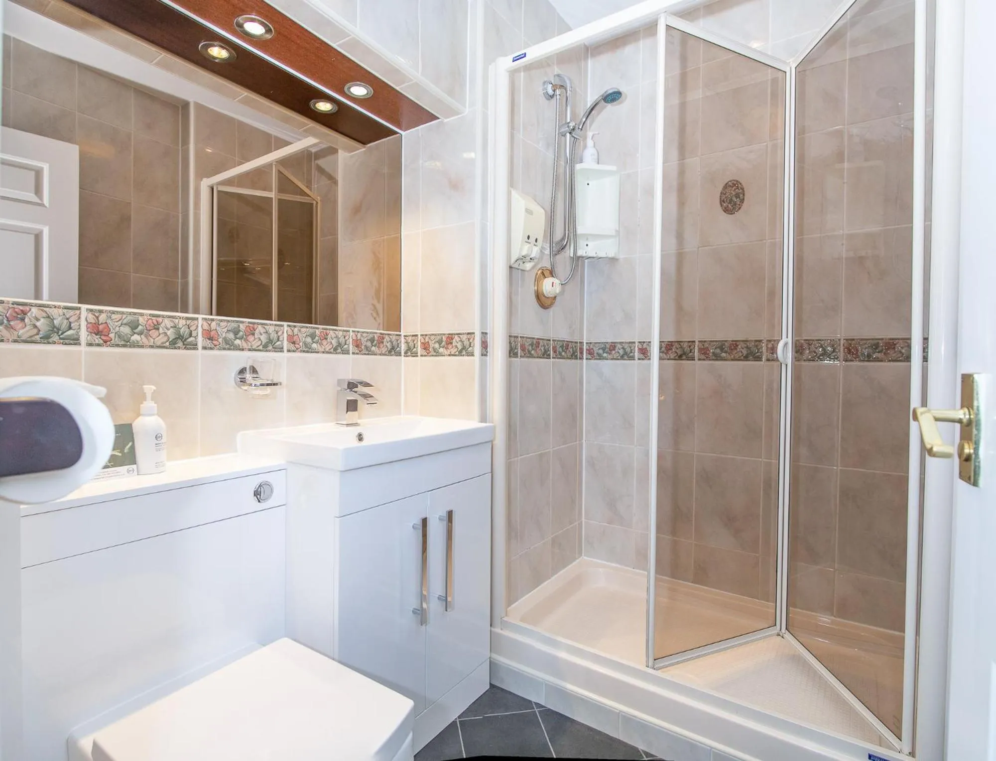 Shower in Beaumont Guest House Windermere - Adult Only - Free Car Park & Off Site access to the local Health Centre