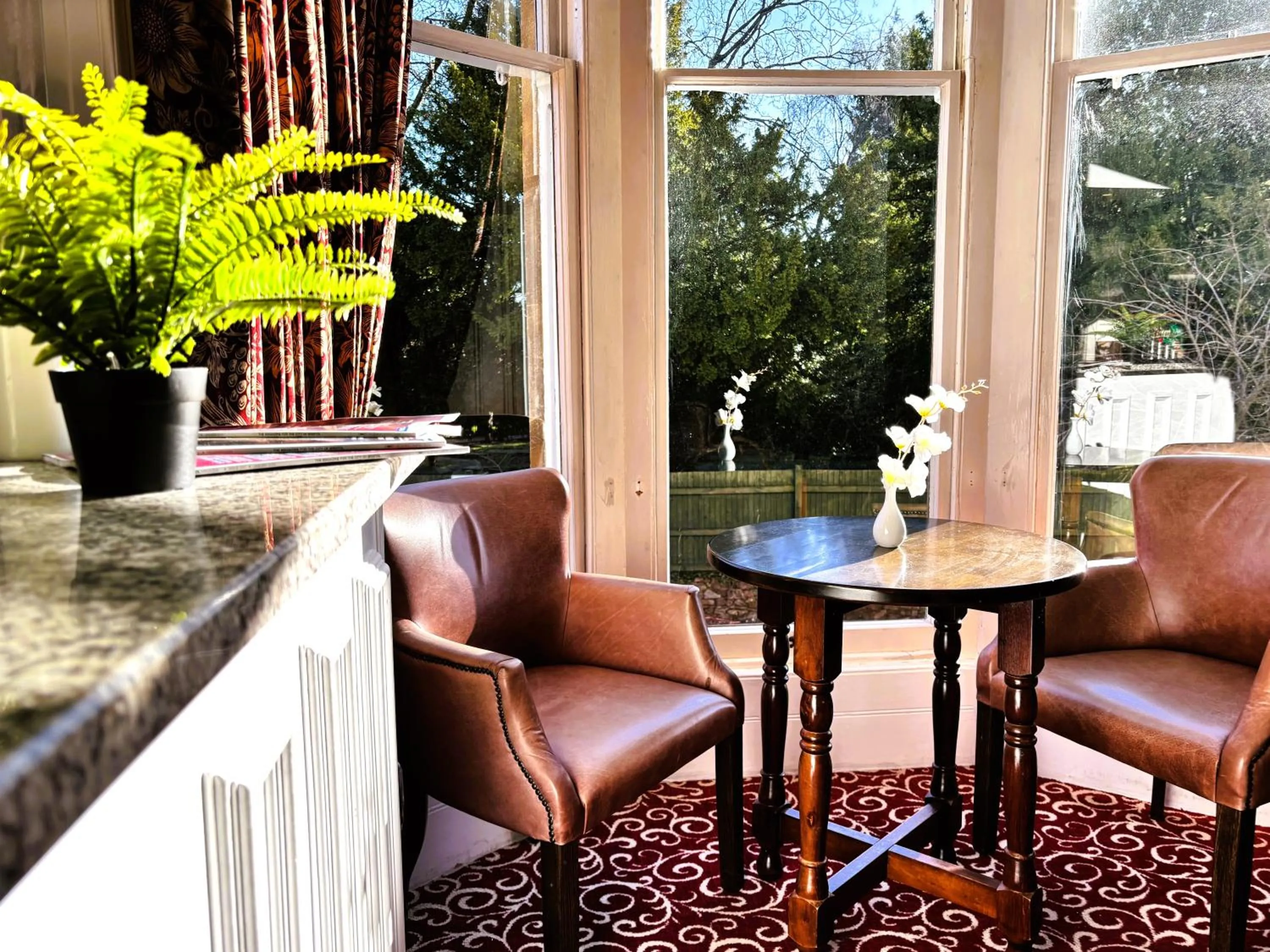 Restaurant/places to eat in Victoria Square Hotel Clifton Village