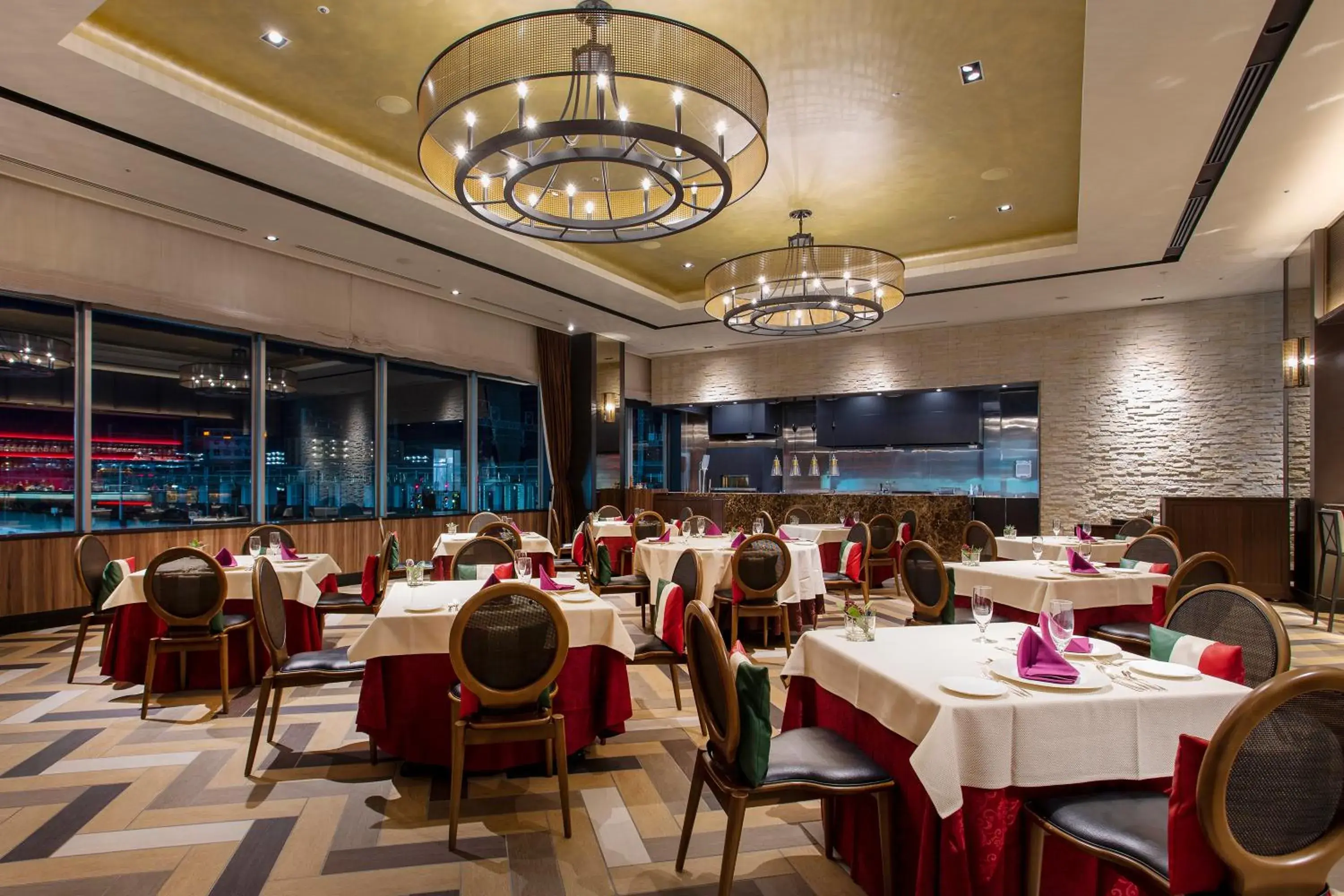 Restaurant/places to eat in Hotel Monterey Himeji Restaurant/places to eat in Hotel Monterey Himeji