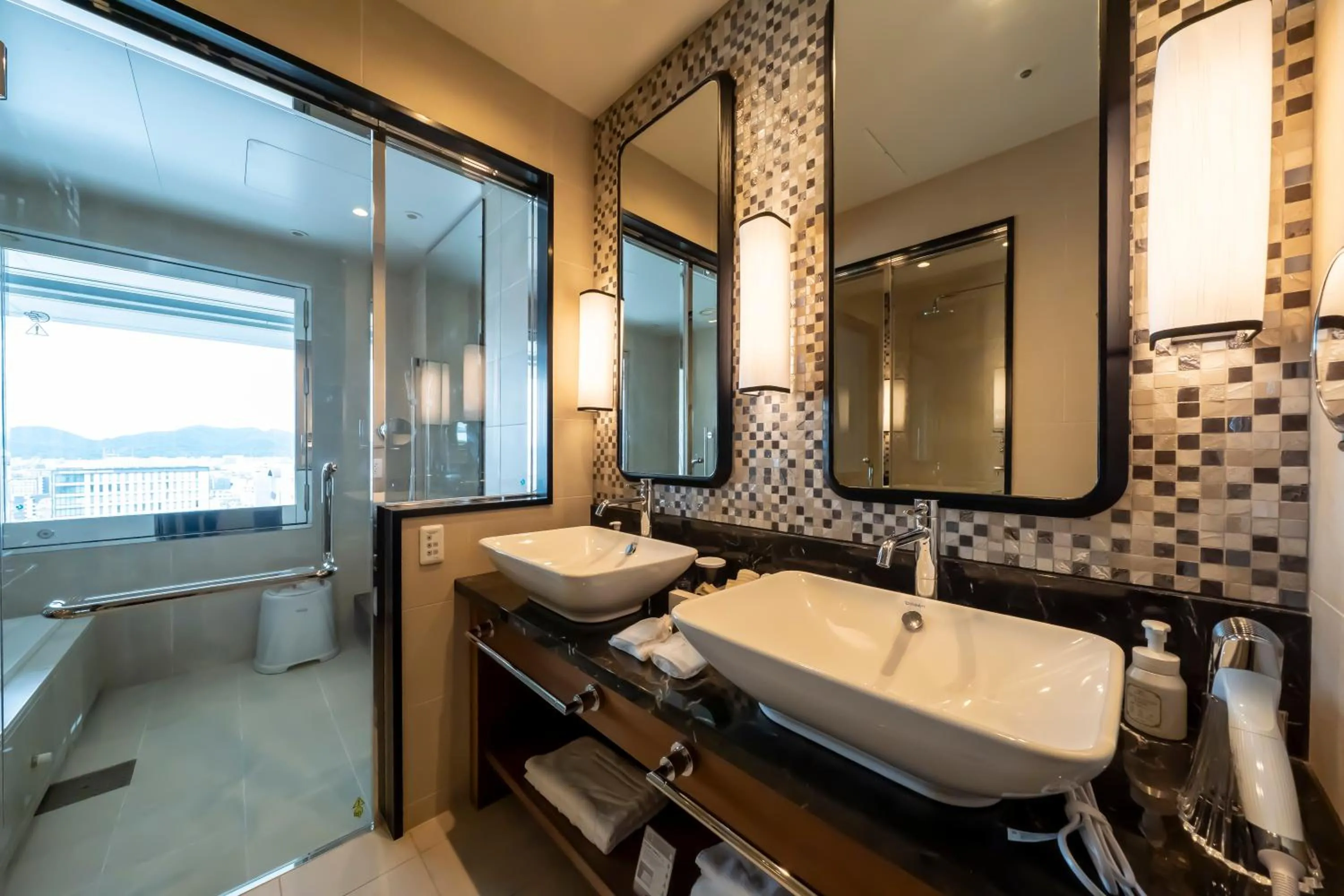 Bathroom in Hotel Monterey Himeji