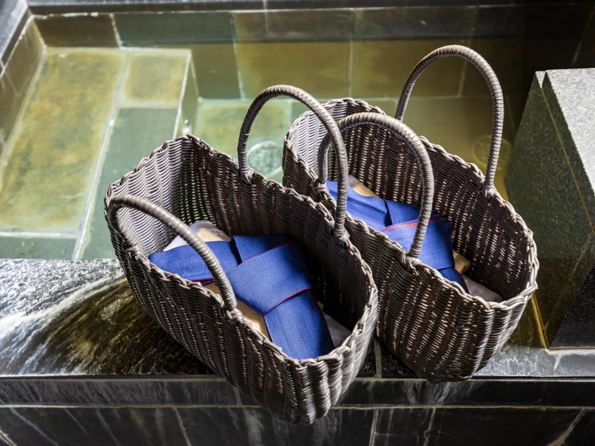 towels in Susukinohara Ichinoyu