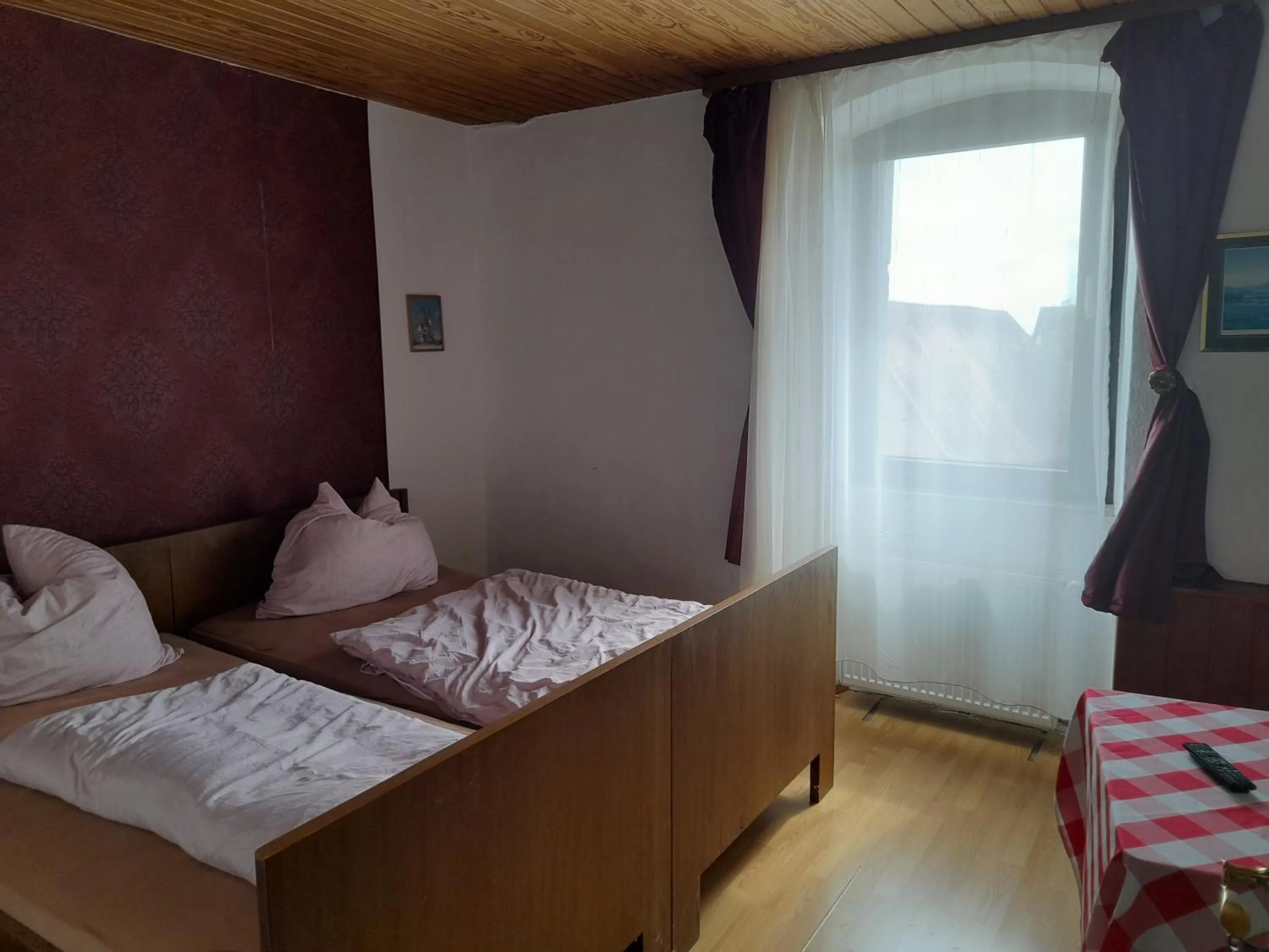 Double Room with Shared Bathroom in Gasthaus Zur Rose