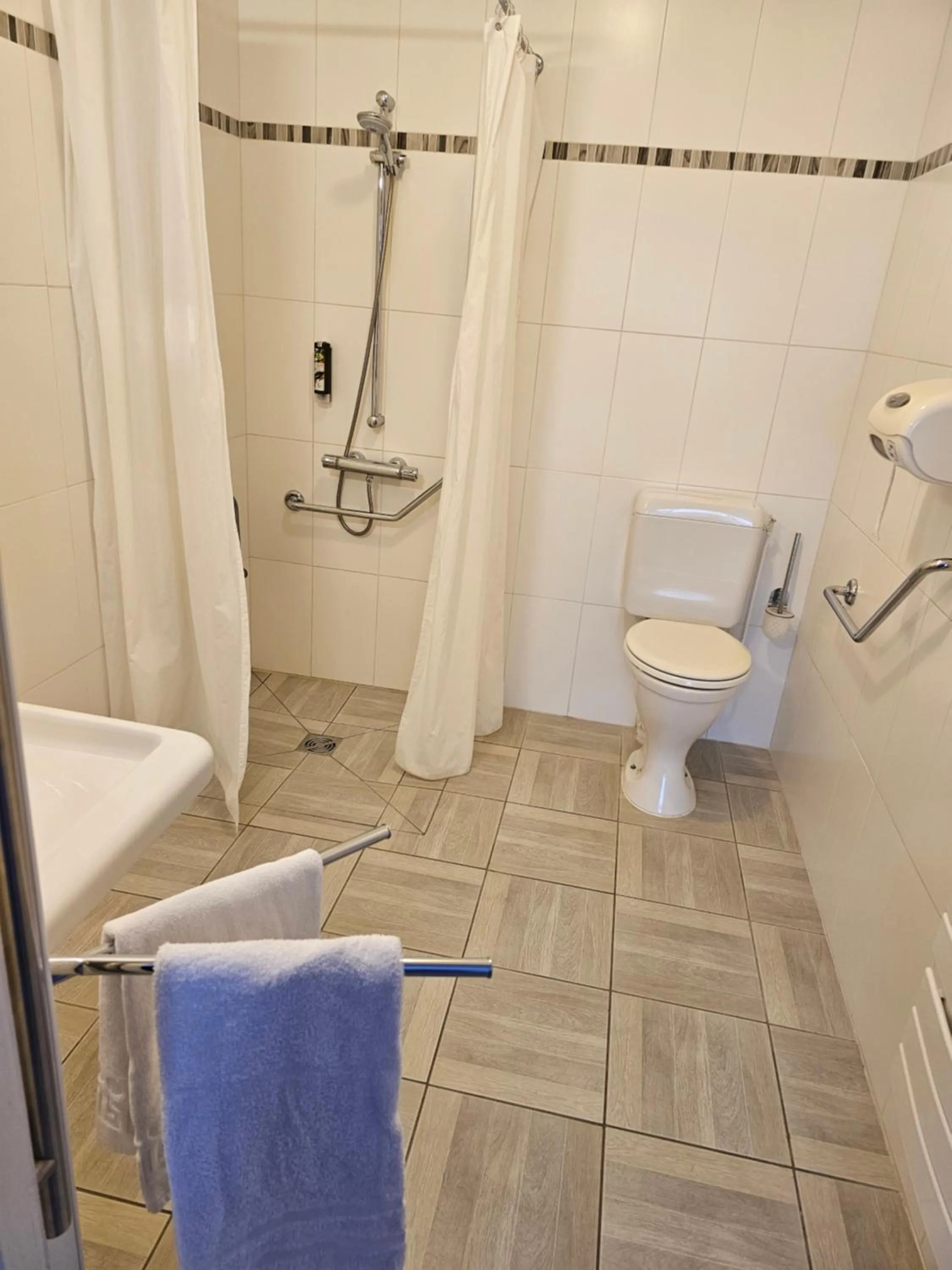 Logis Hôtel Restaurant L'Unique