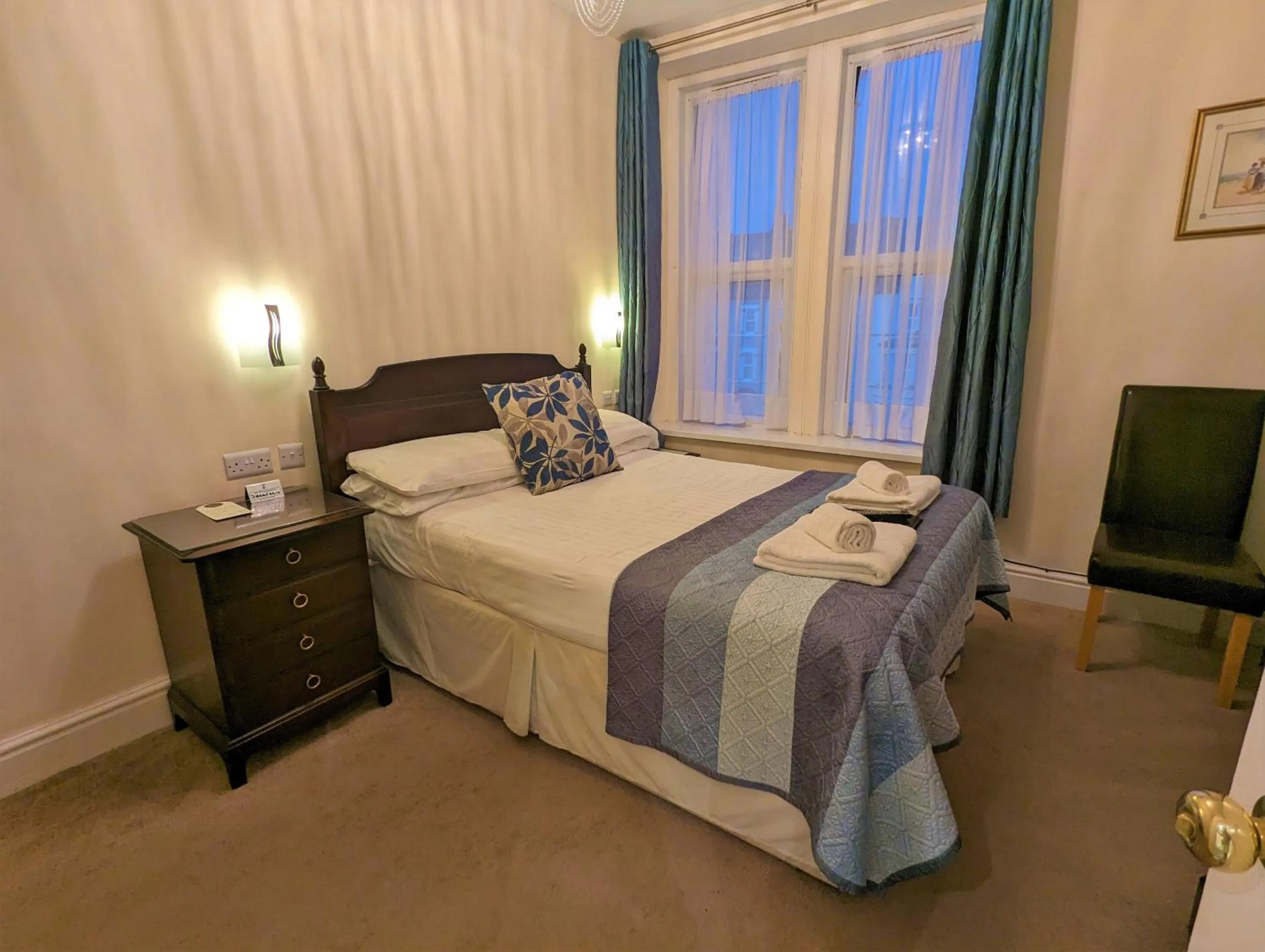 Bedroom, Bed in The Senarth Guesthouse - Seaside Guesthouse with Breakfast & Free Parking