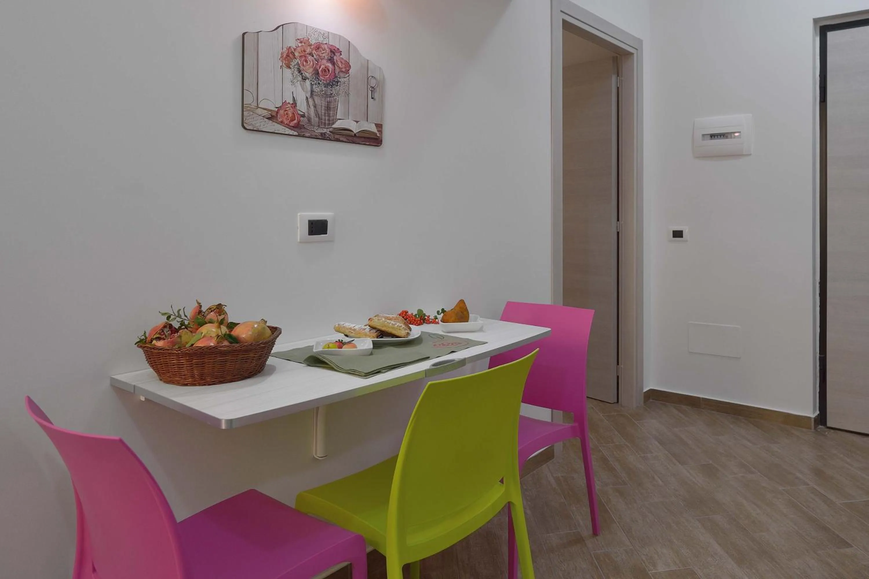 Communal lounge/ TV room in Cavaliere Costa