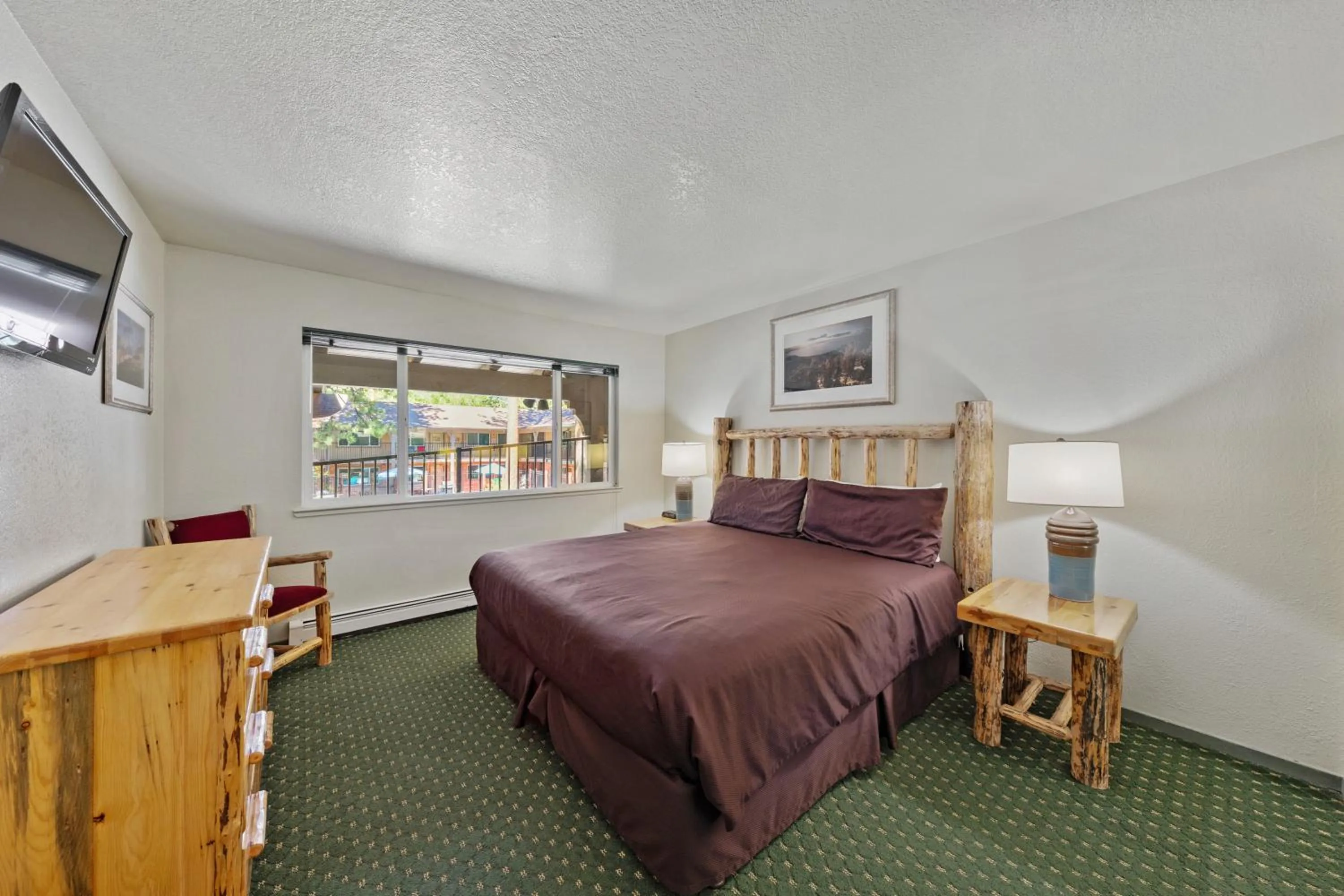 Bed in The Lodge at Lake Tahoe