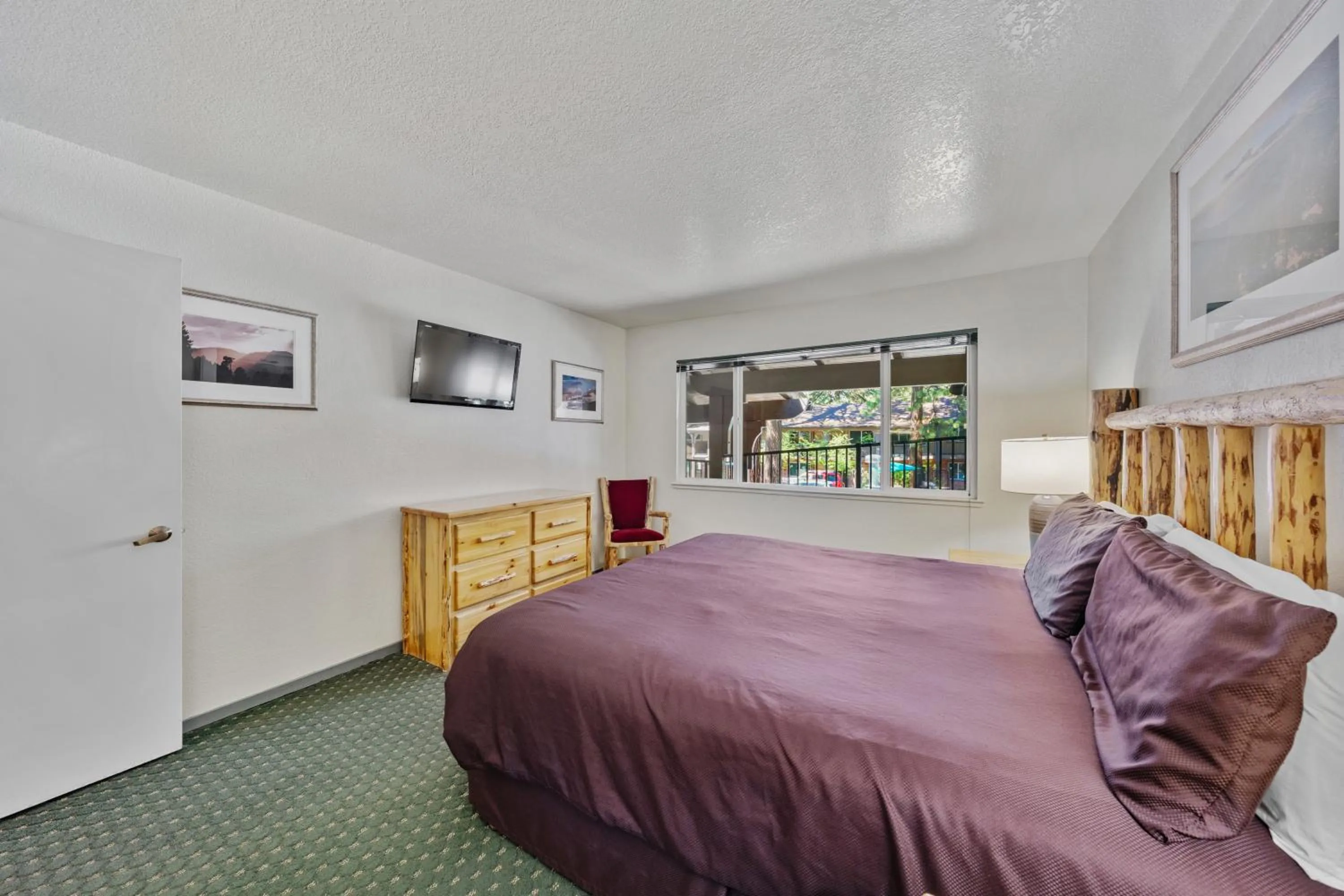 Bed in The Lodge at Lake Tahoe