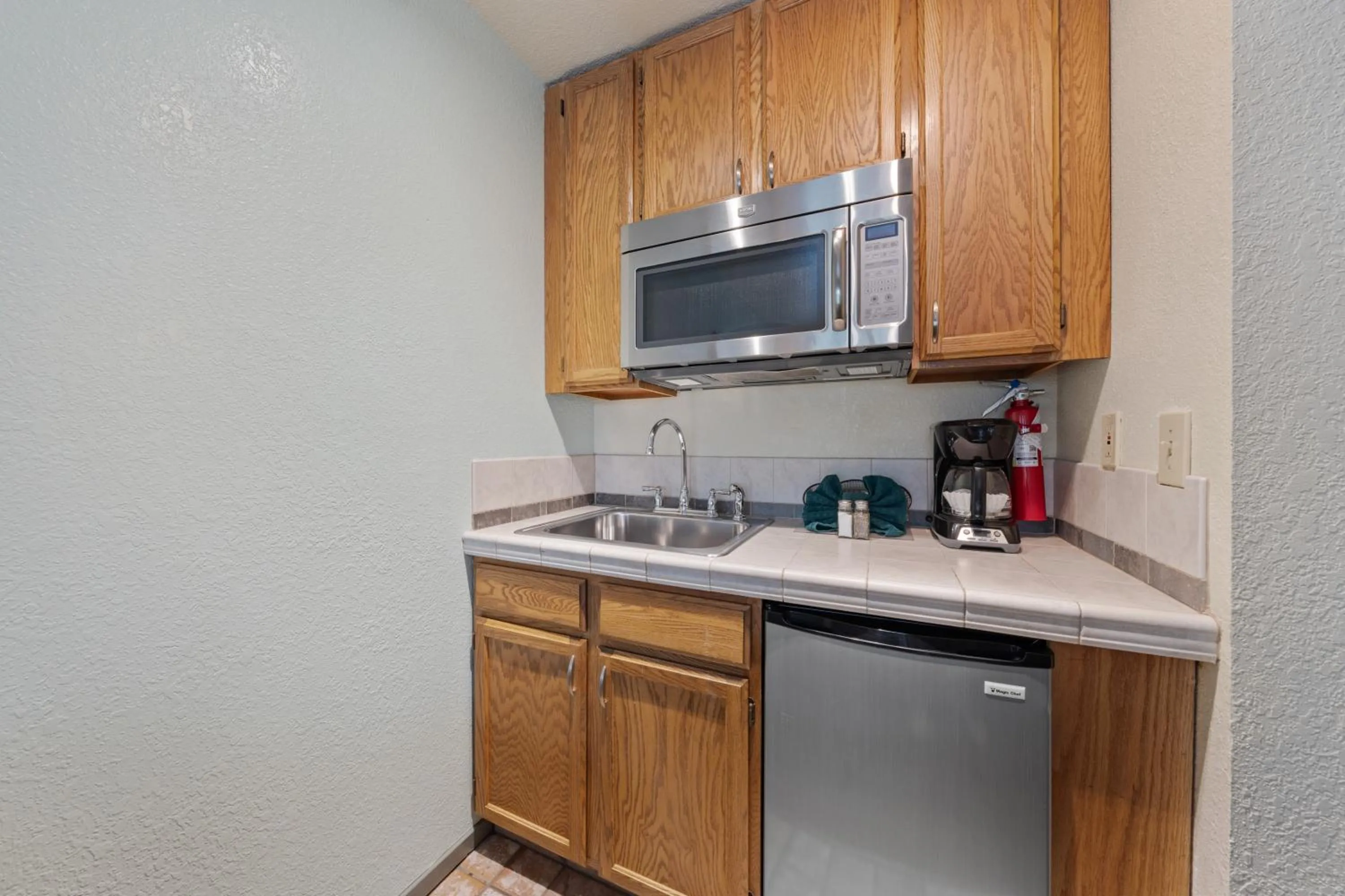 Kitchen or kitchenette in The Lodge at Lake Tahoe