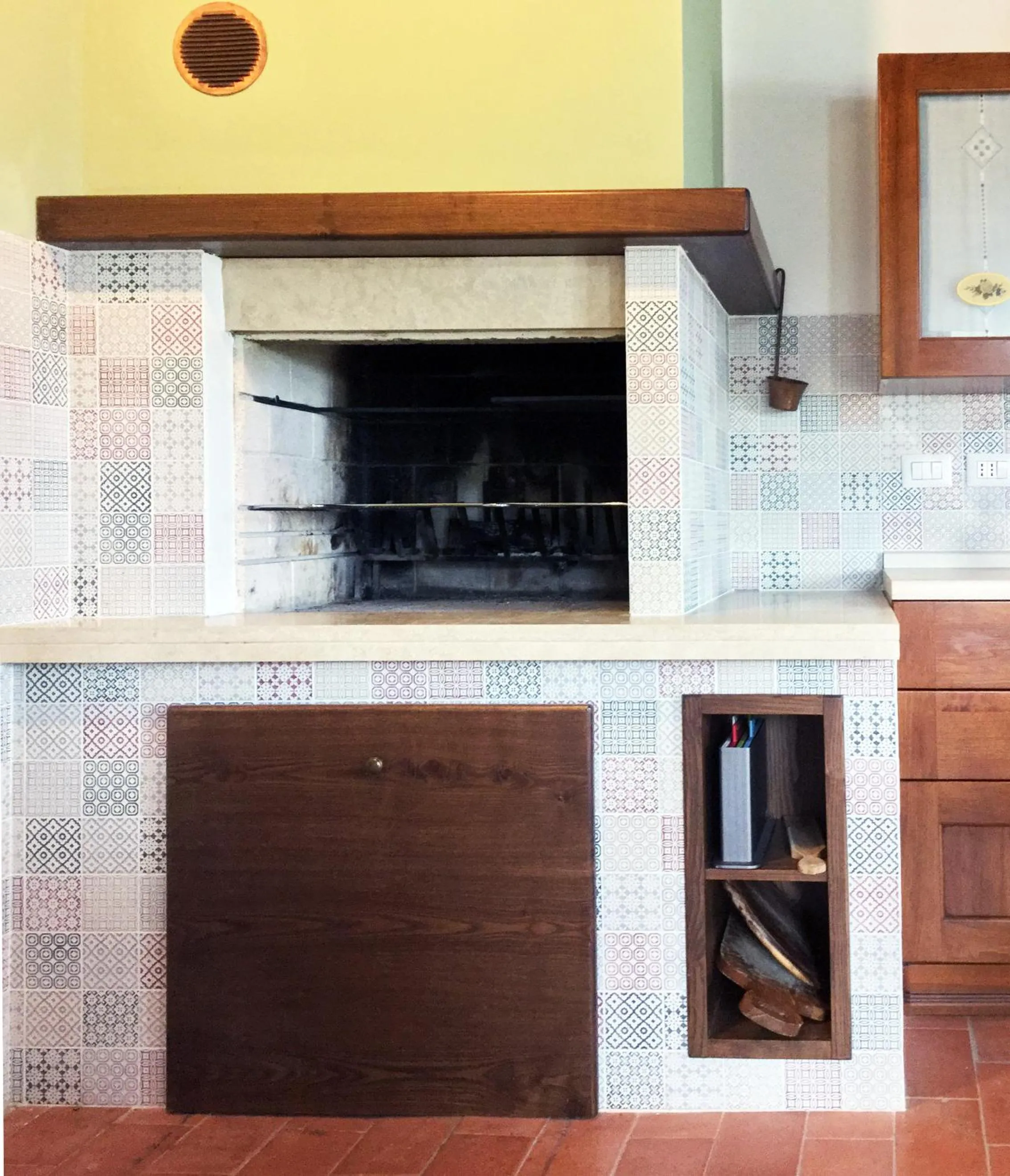 BBQ facilities in Tra lago e collina