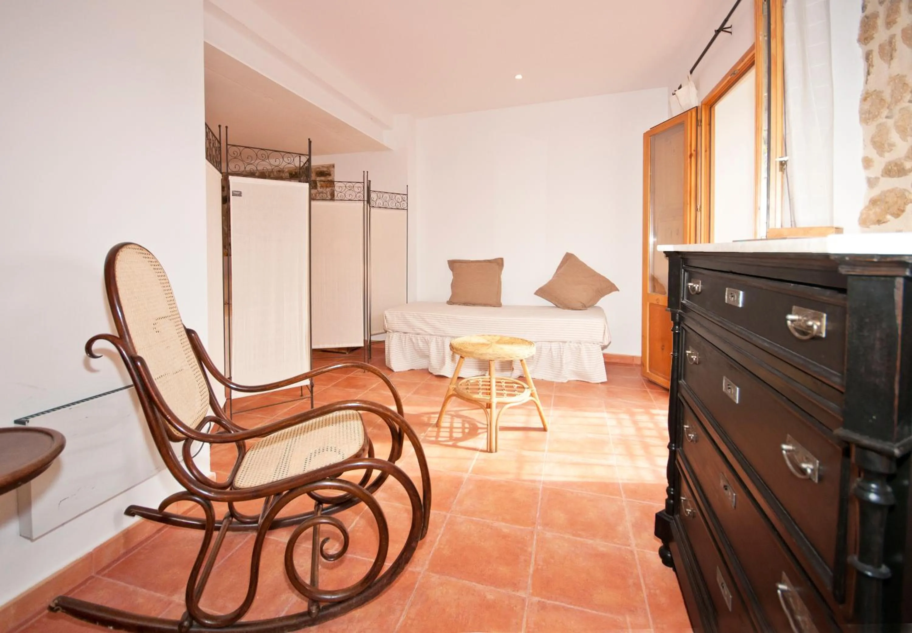 Apartment with Garden View in Casa del Escriva