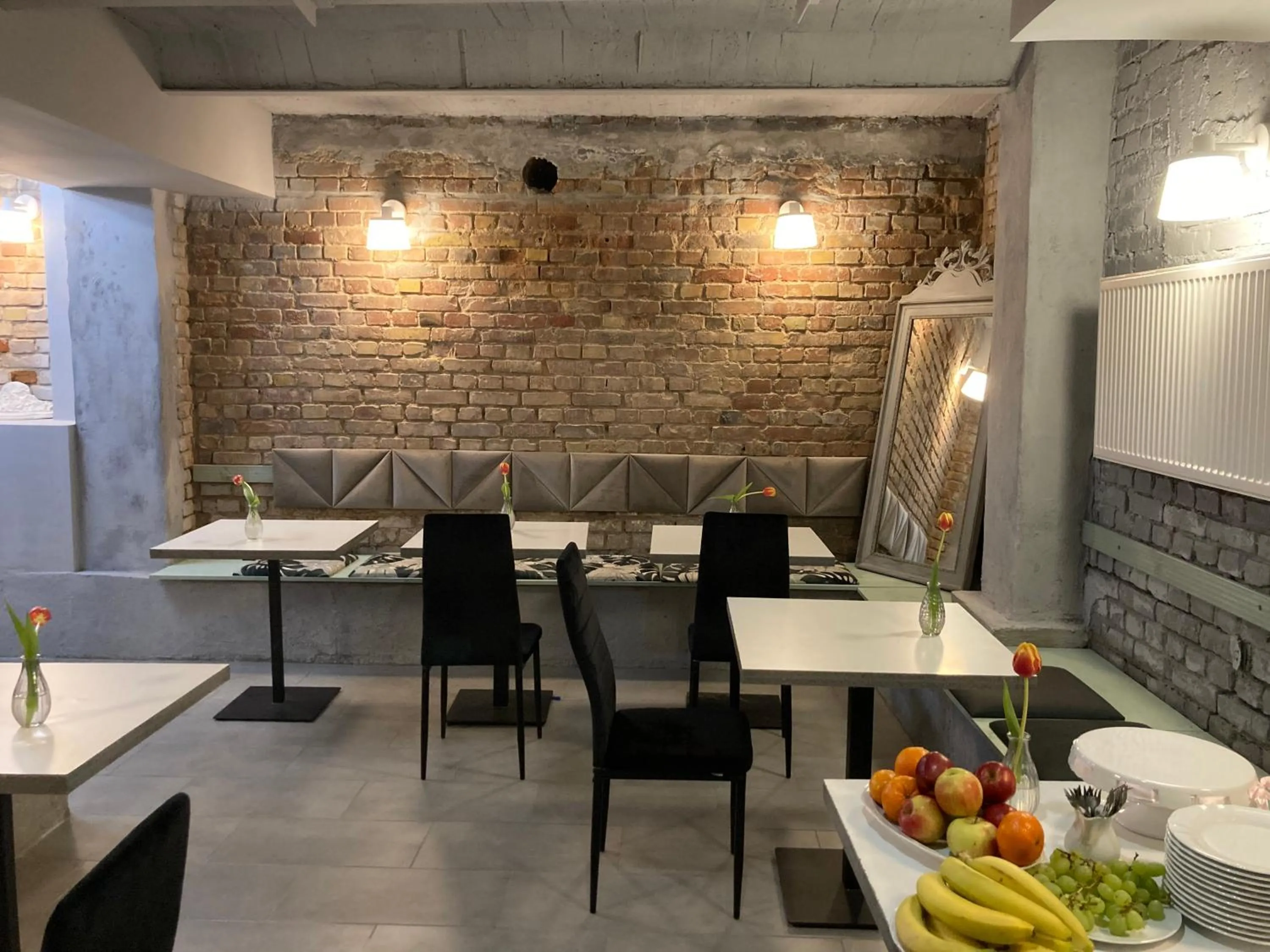 Breakfast in Villa Italiana pokoje z prywatnymi łazienkami & Odnowa Biologiczna